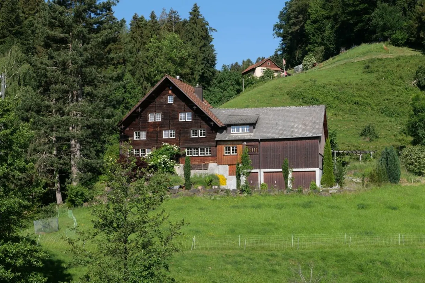 Doppeleinfamilienhaus - Foto 1 von 13