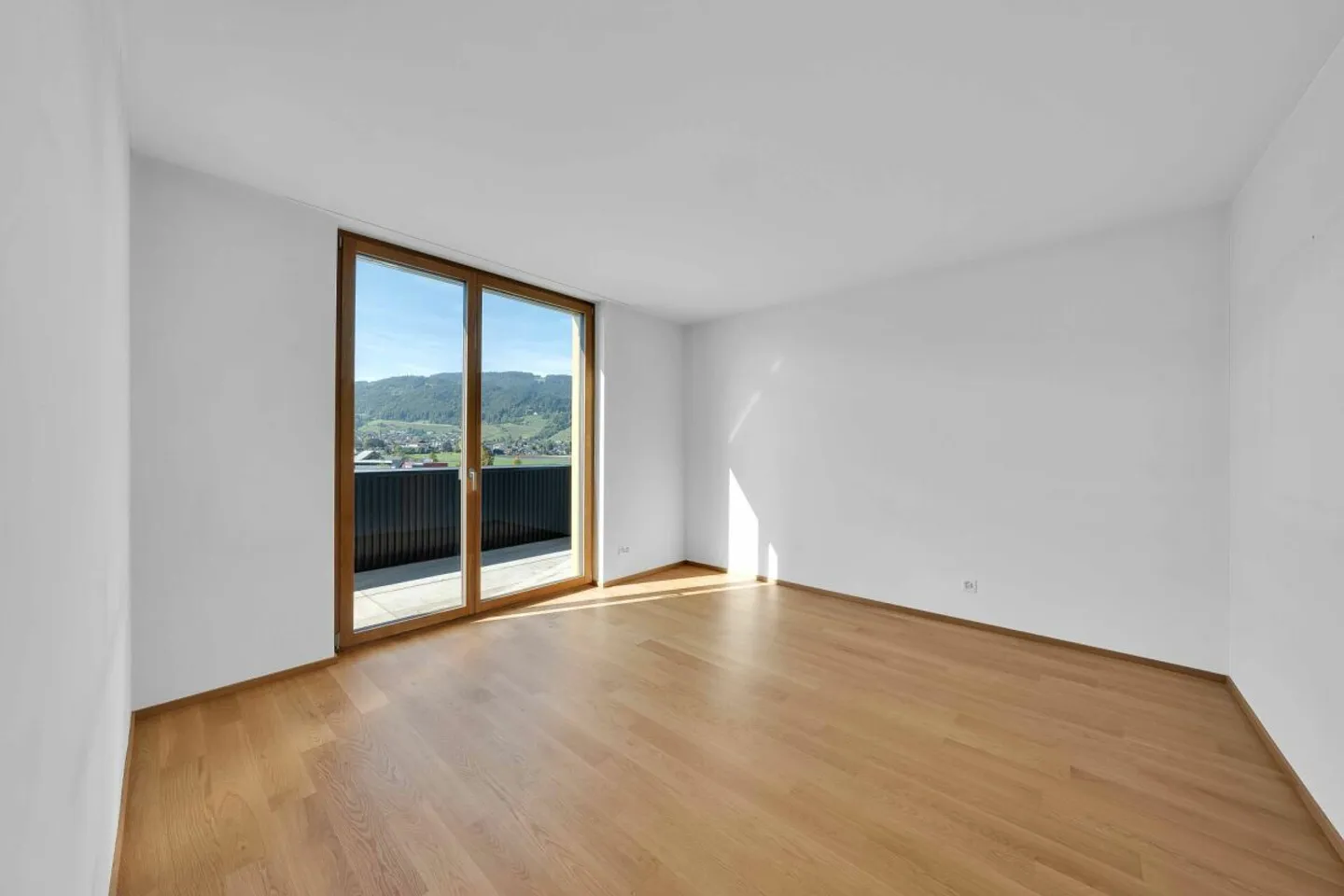 Appartement en attique de 4,5 pièces - Photo 5 sur 11