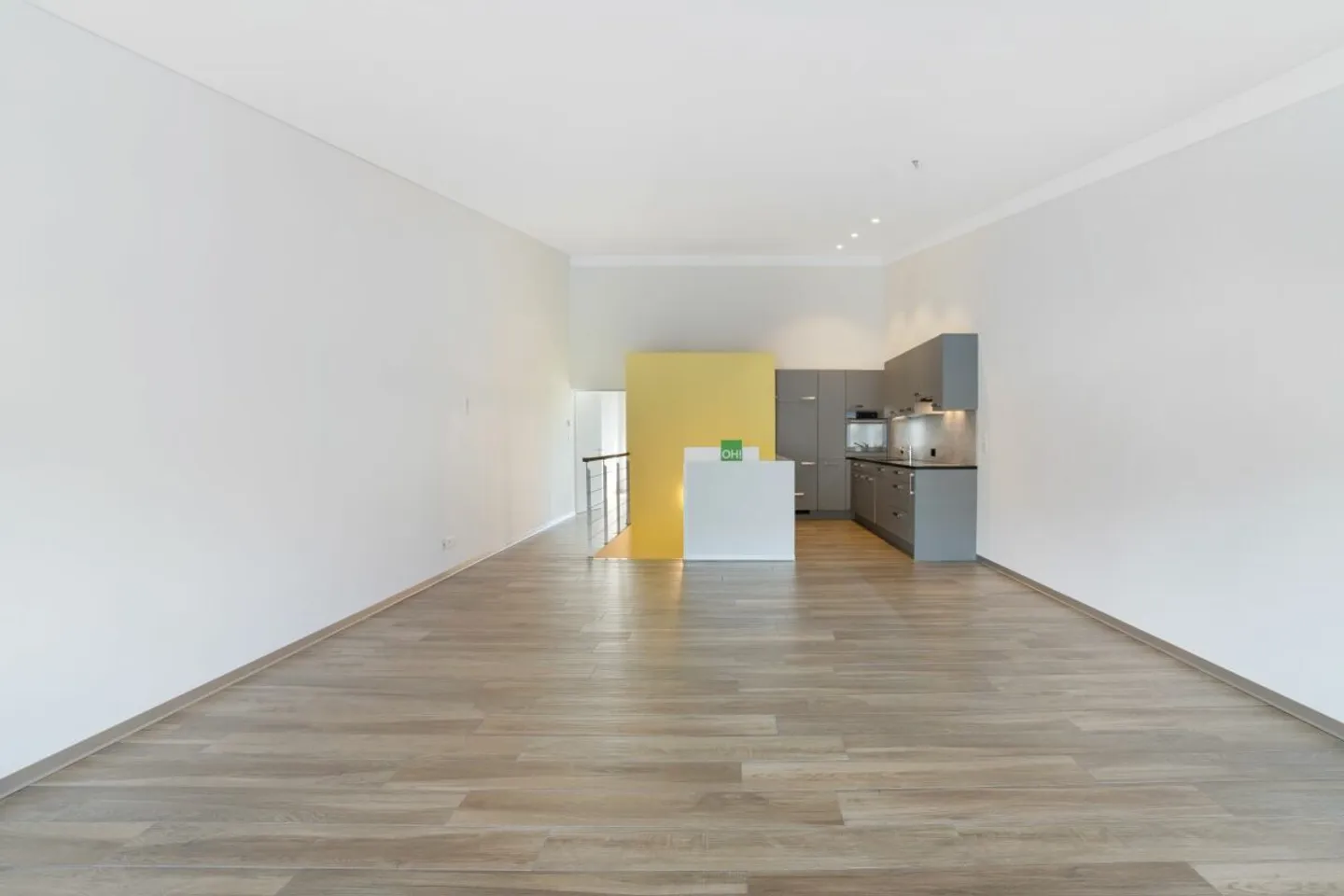 4.5-Room Maisonette Apartment - Photo 3 of 7