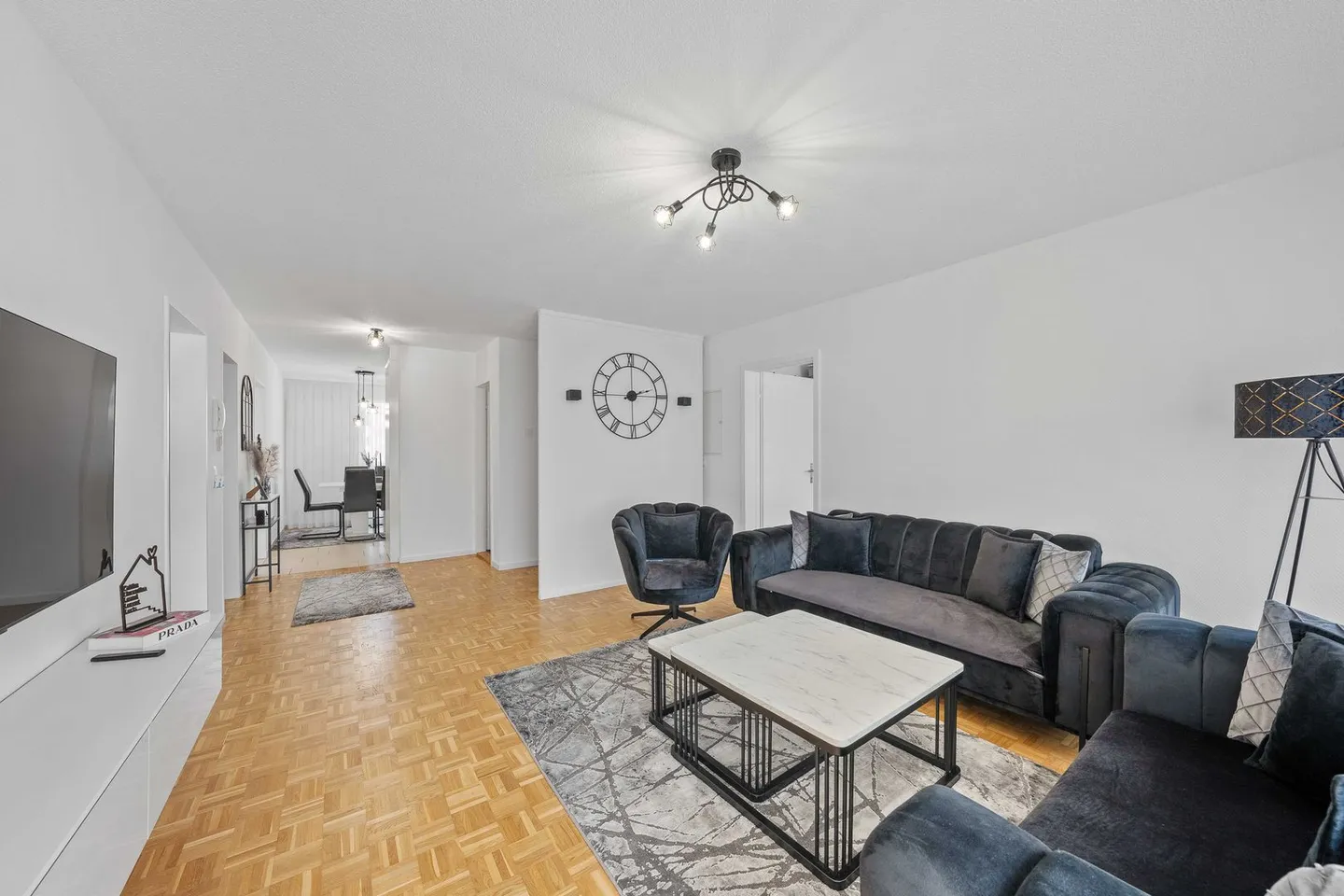 Appartement de 4.5 pièces - Photo 3 sur 11
