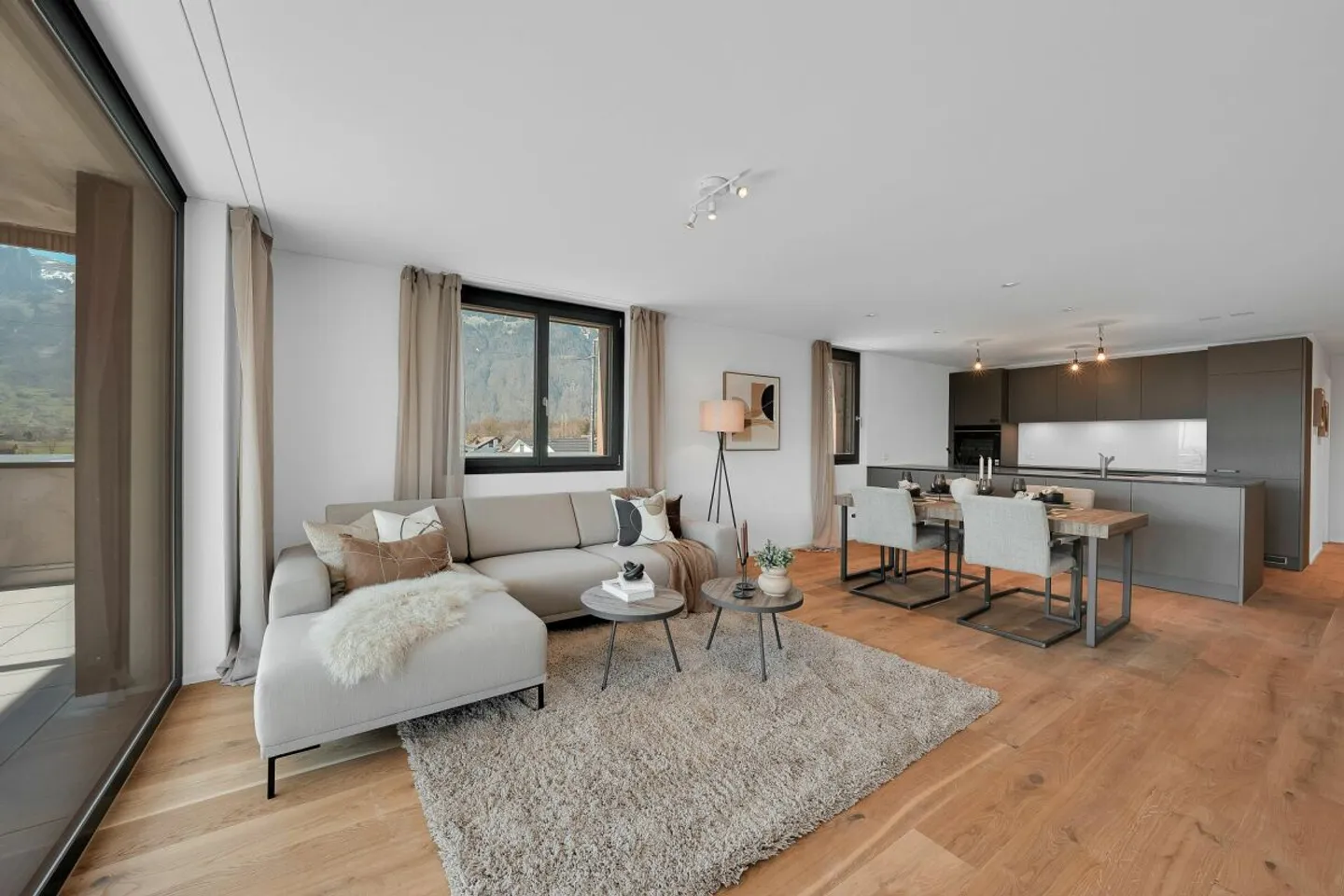 2.5-Zimmer-Attikawohnung - Foto 1 von 6