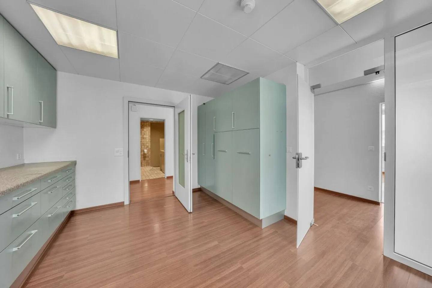 Praxisräumlichkeiten - Foto 5 von 6