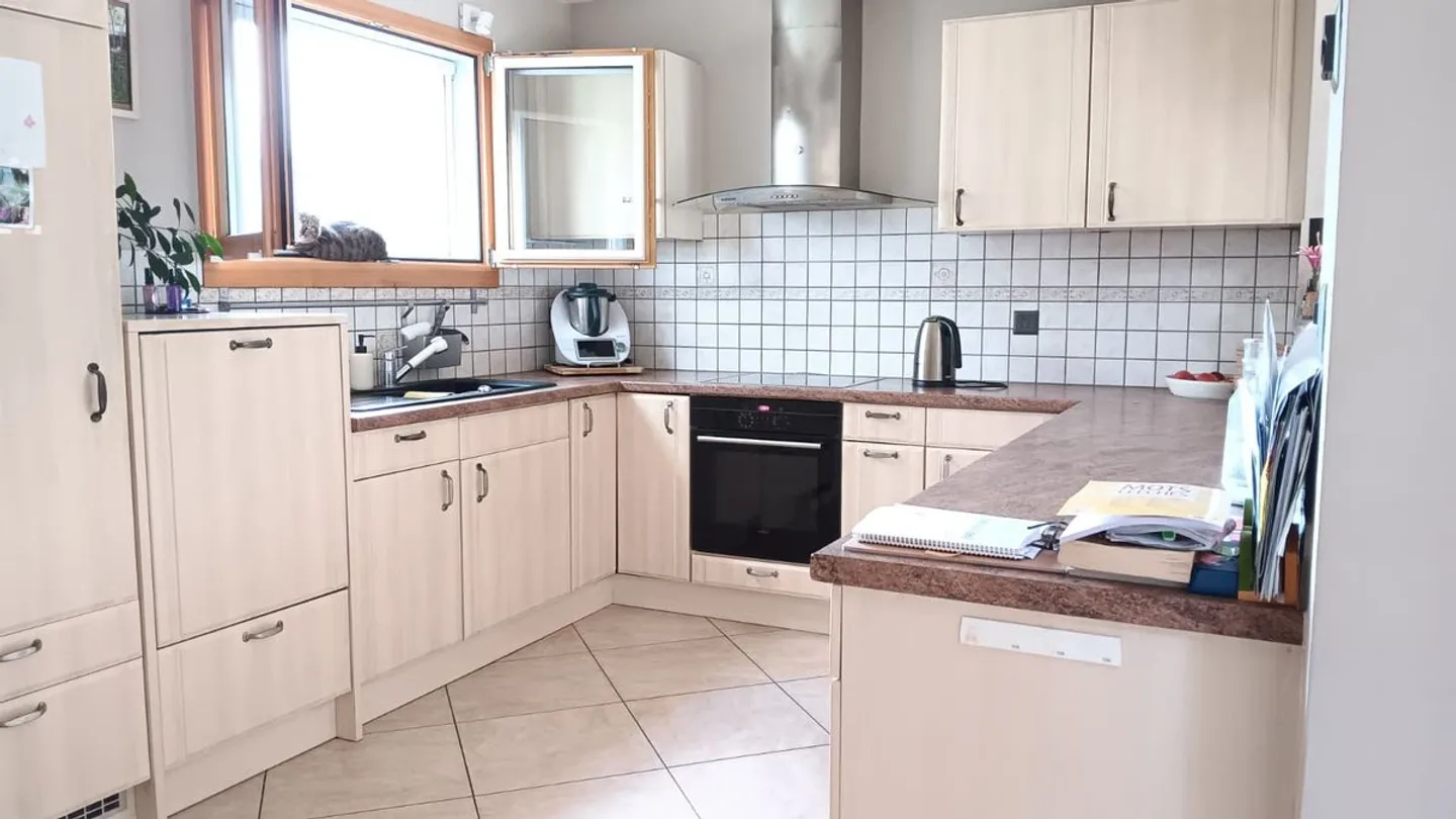 Casa luminosa di oltre 160 m², bel giardino con padiglione - Foto 5 di 13