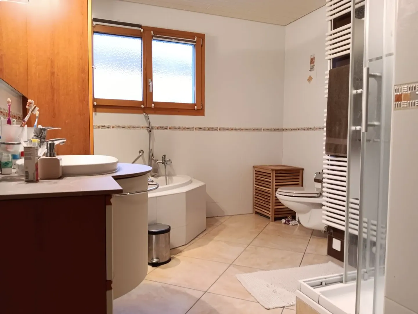 Casa luminosa di oltre 160 m², bel giardino con padiglione - Foto 10 di 13