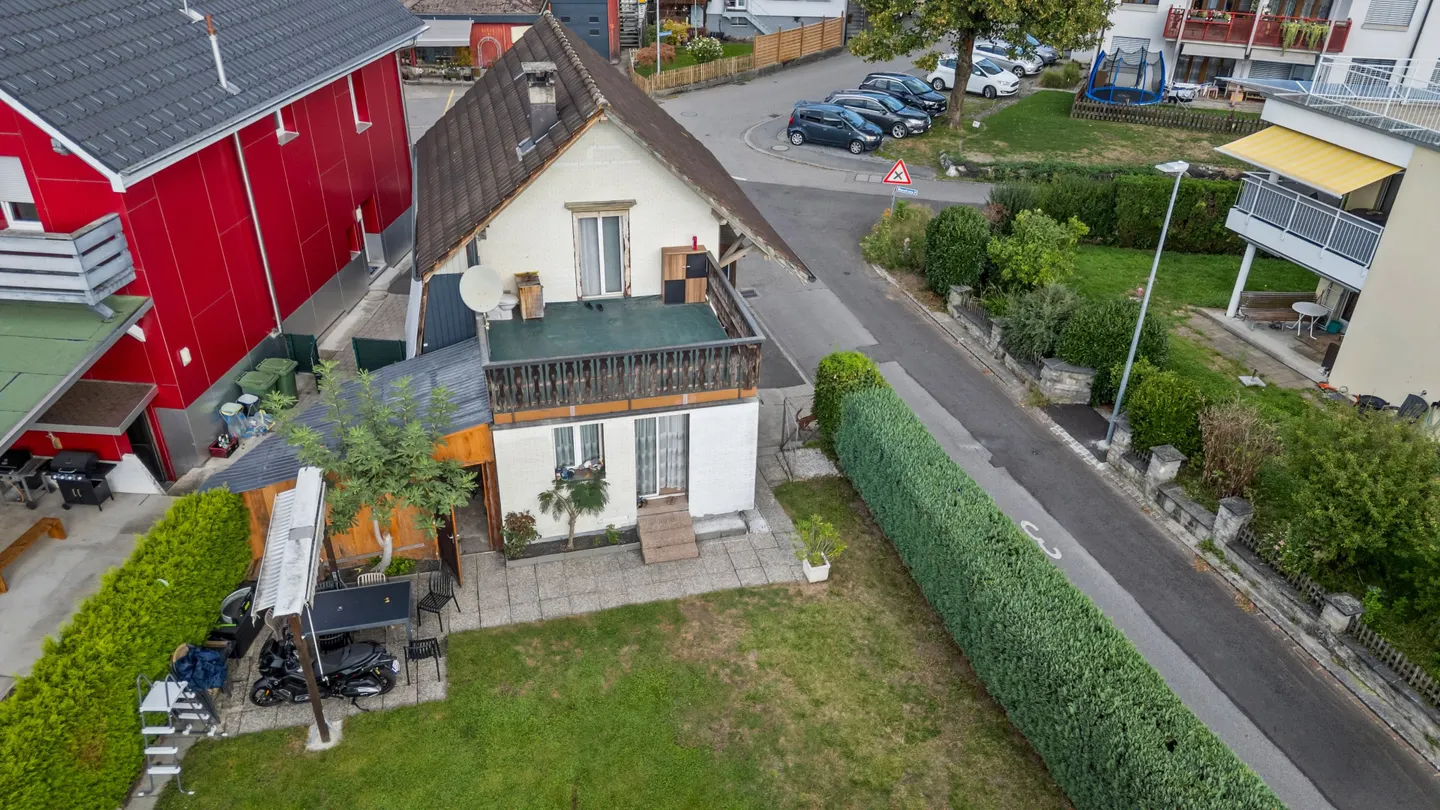 Schmuckstück an ruhiger Wohngegend, zentral gelegen - Photo 12 sur 13