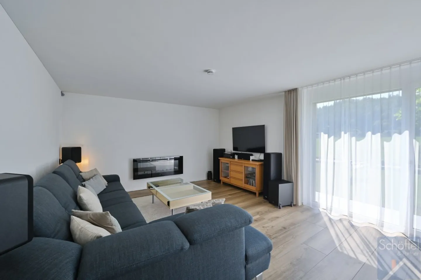 5 ½-Zimmer Einfamilienhaus mit Doppelgarage - Foto 4 di 13