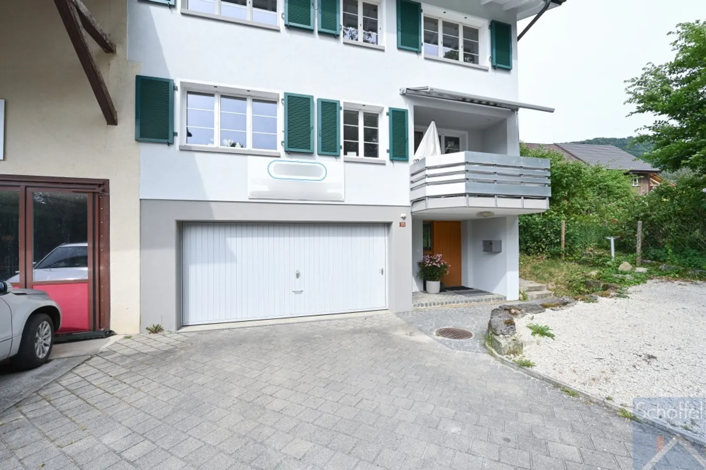 Casa unifamiliare di 8 ½ stanze con appartamento - Foto 12 di 13