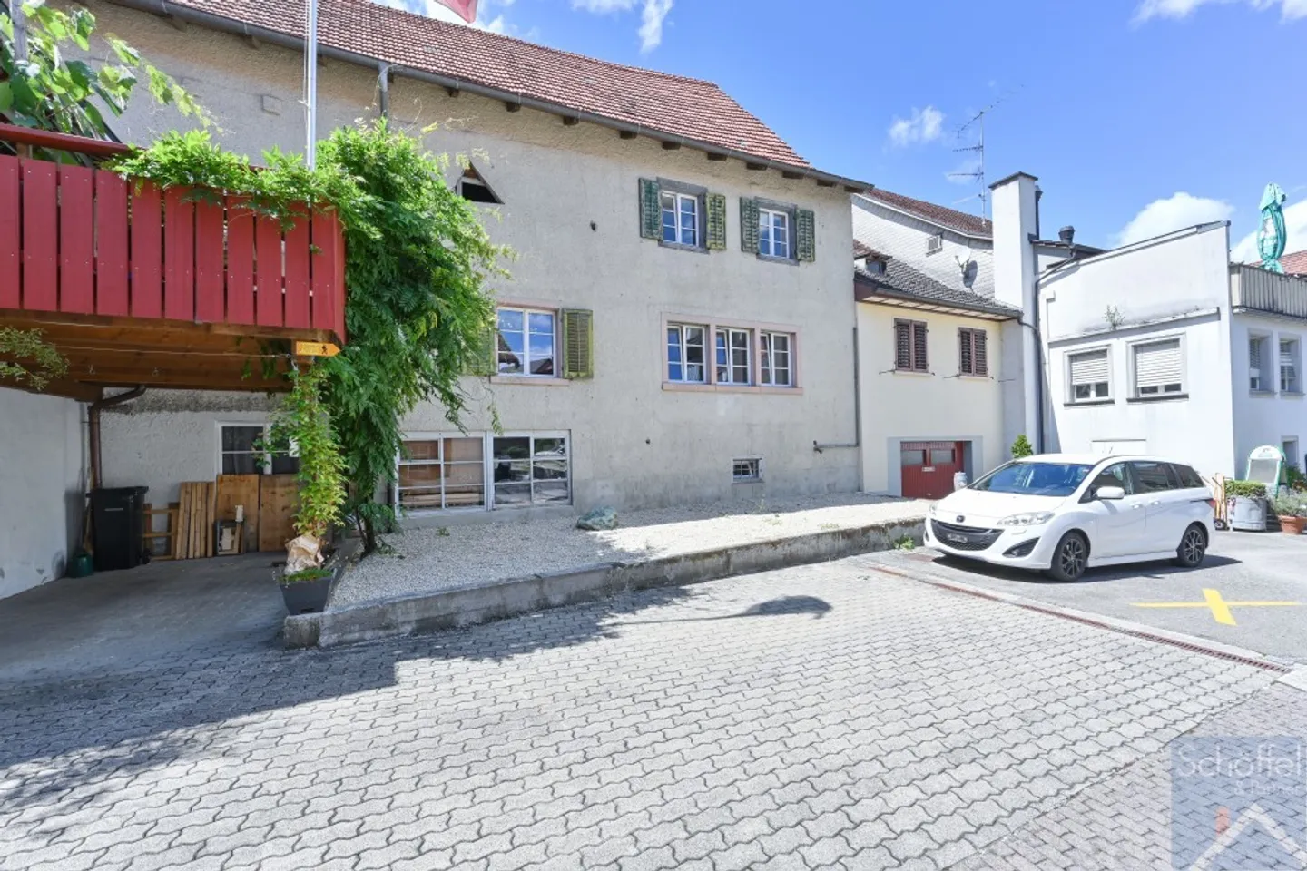 Modernisierte 6-Zimmer Liegenschaft - Foto 12 von 13