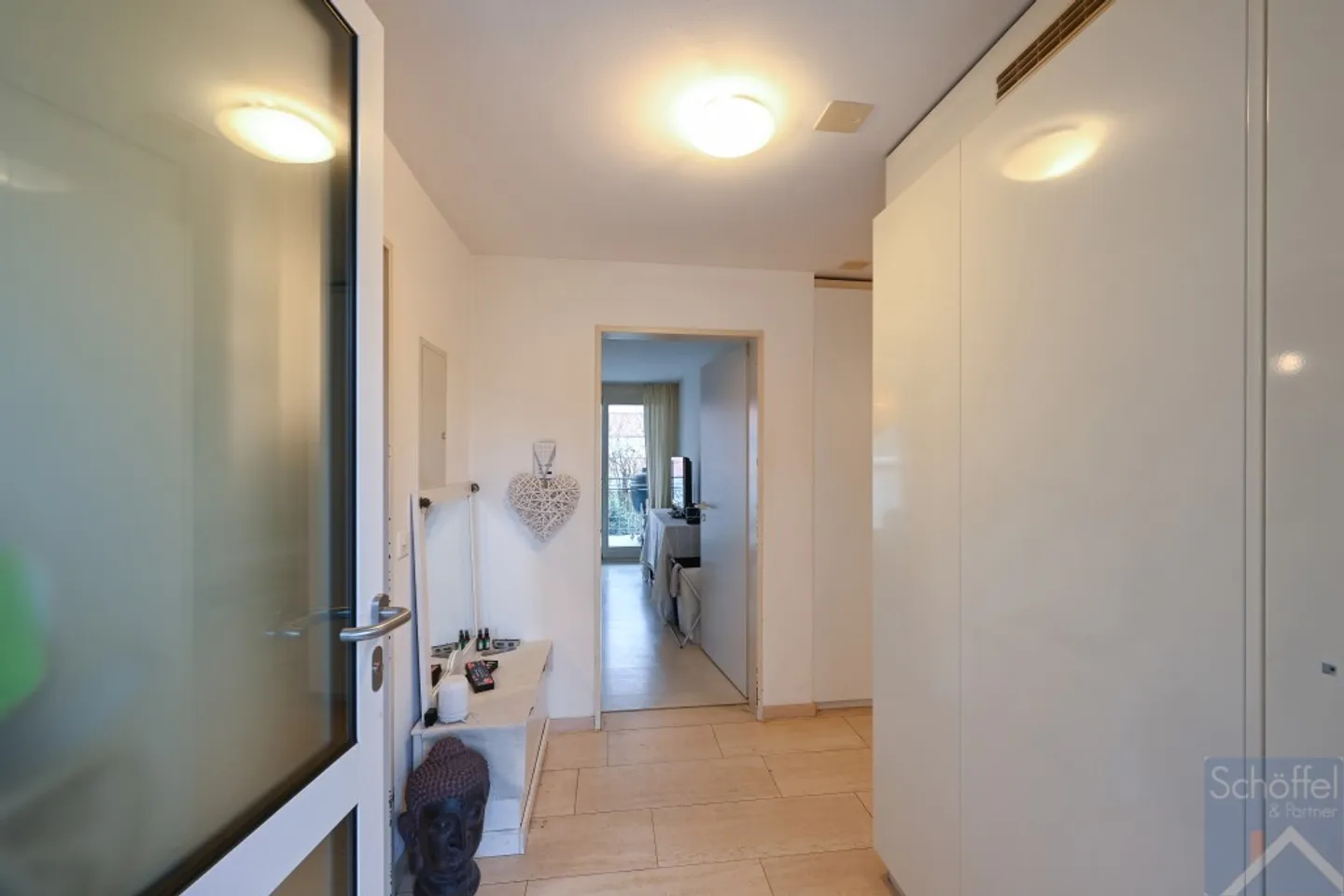 Charmante Wohnung mit Grossem Balkon - Foto 2 von 13