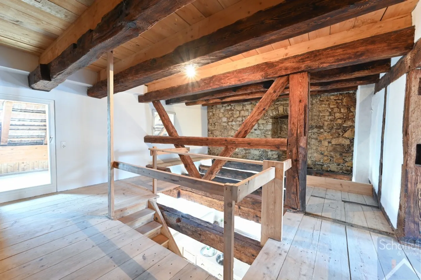 Modernisierte 6-Zimmer Liegenschaft - Foto 8 von 13