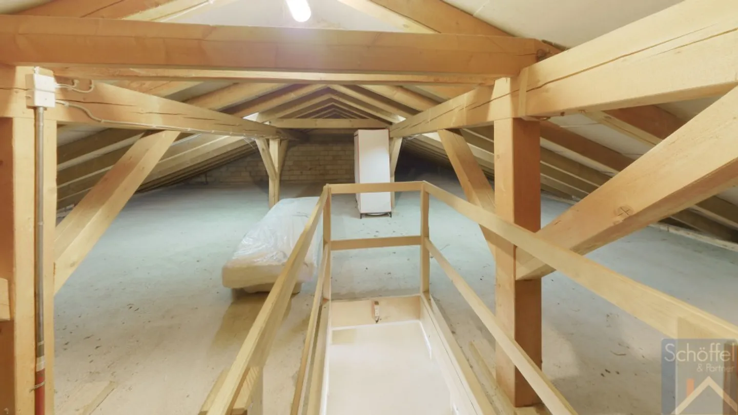 Casa unifamiliare indipendente di 6,5 stanze - Foto 12 di 13