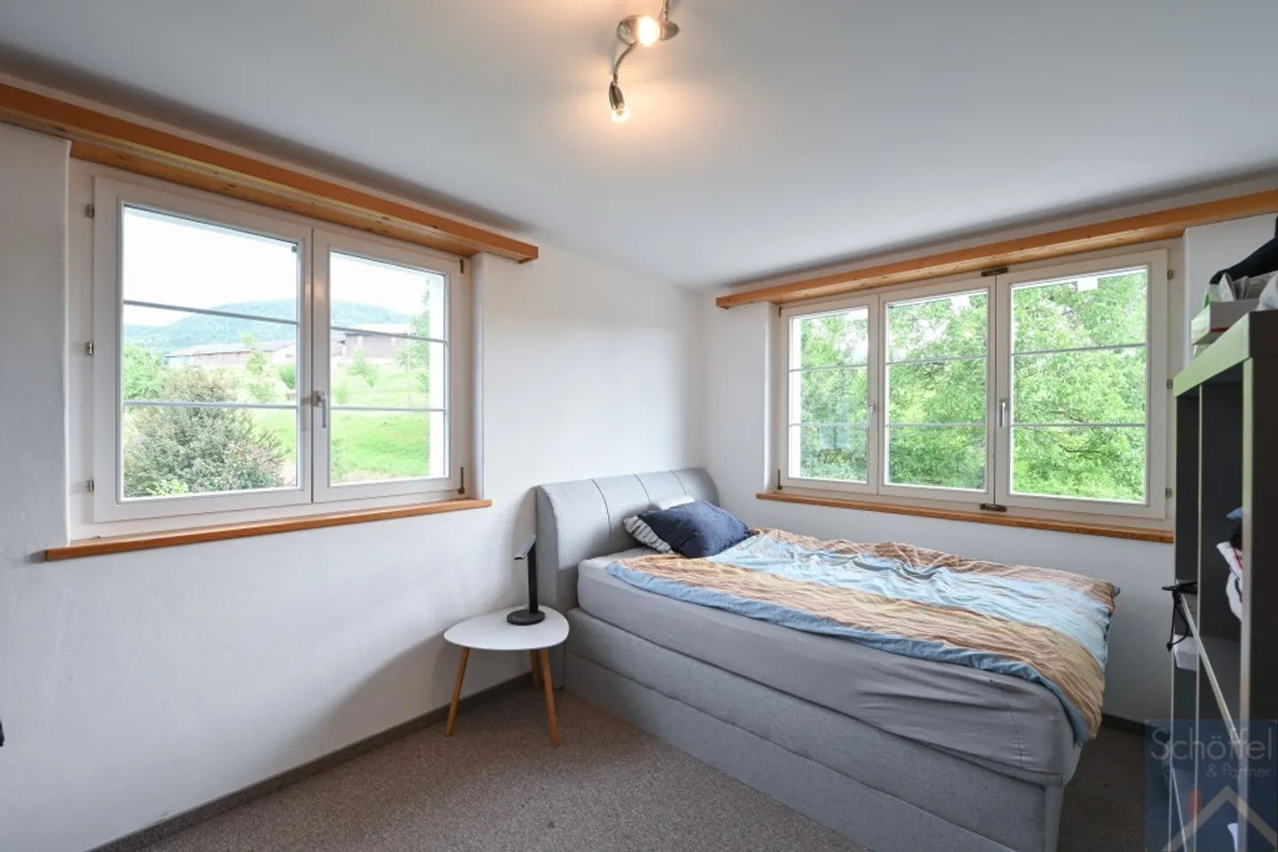 8 ½-Zimmer Einfamilienhaus mit Einliegerwohnung - Foto 11 von 13