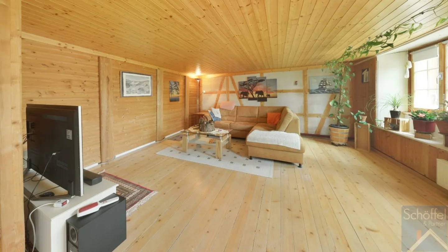 Geräumiges Einfamilienhaus - Foto 3 von 13