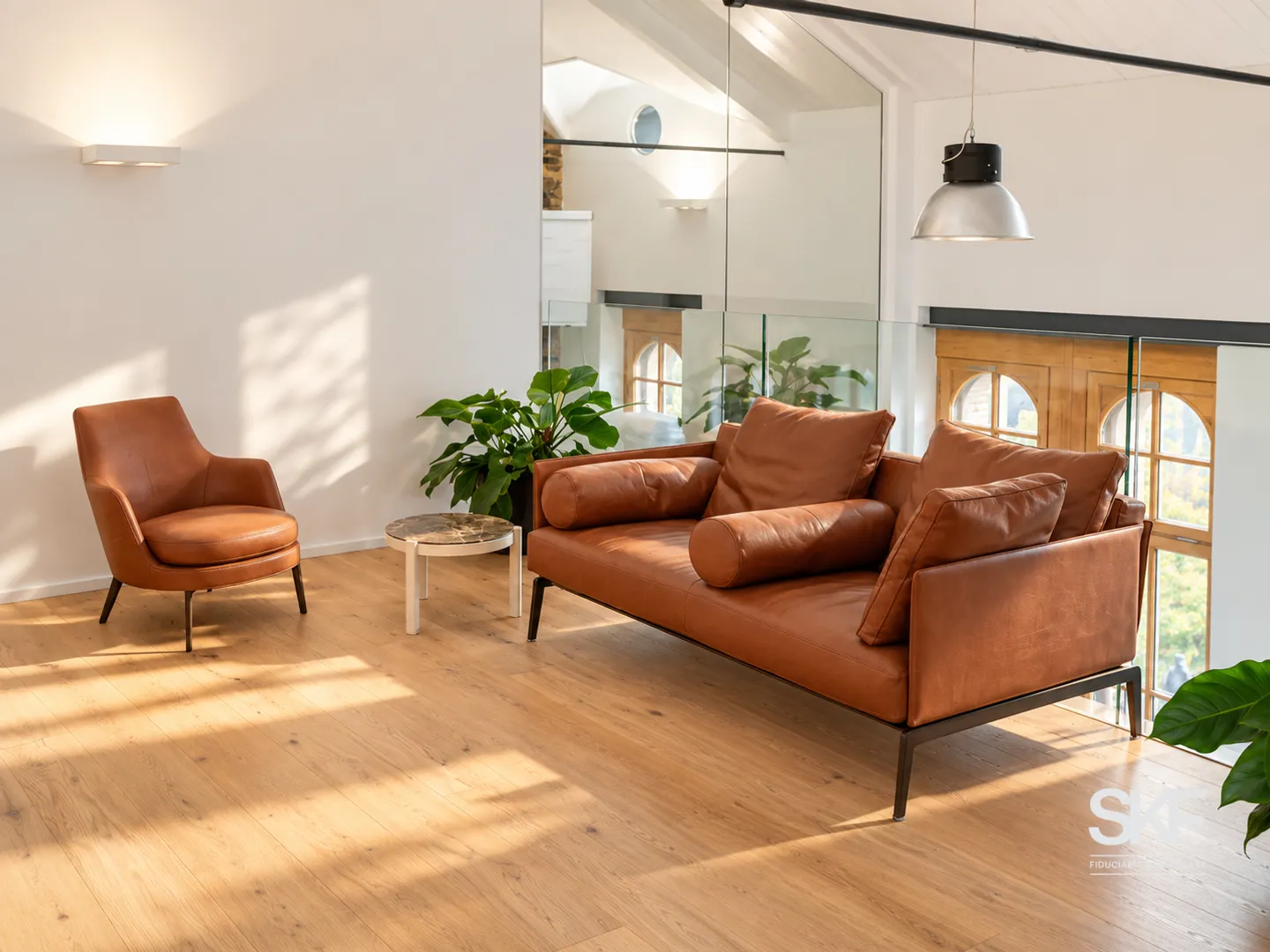 MENDRISIO - FOR SALE CHARACTERISTIC DESIGN OFFICE ON TWO FLOORS - Photo 3 of 8