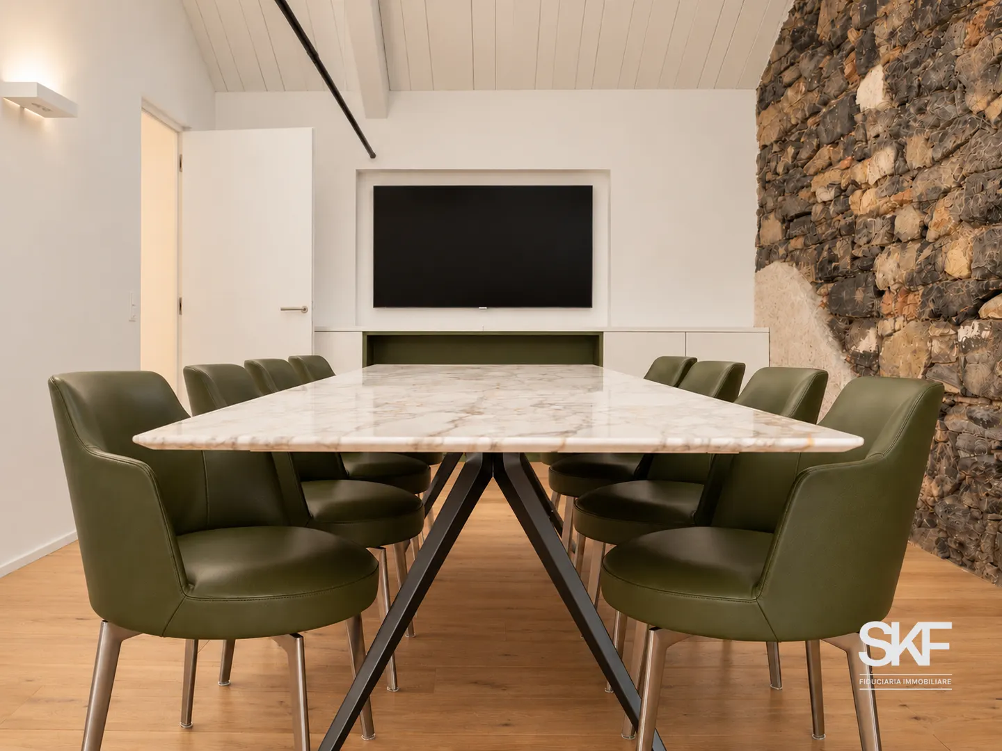 MENDRISIO - FOR SALE CHARACTERISTIC DESIGN OFFICE ON TWO FLOORS - Photo 4 of 8