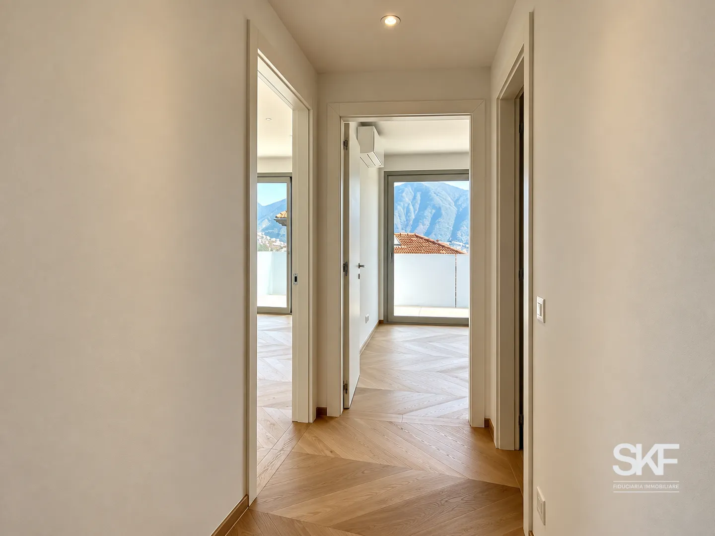 MASSAGNO - ZU VERKAUFEN NEUBAU-PENTHOUSE MIT TERRASSE UND SEEBLICK - Foto 6 von 13