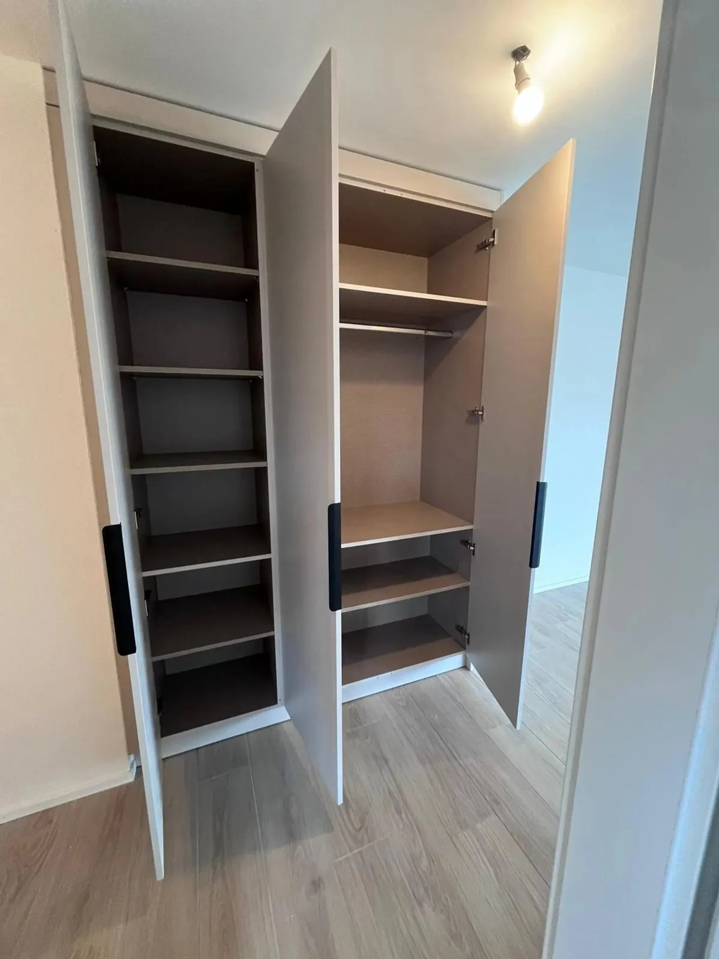 À LOUER – Magnifique appartement neuf 2.5 pièces à Farvagny - Photo 4 of 13
