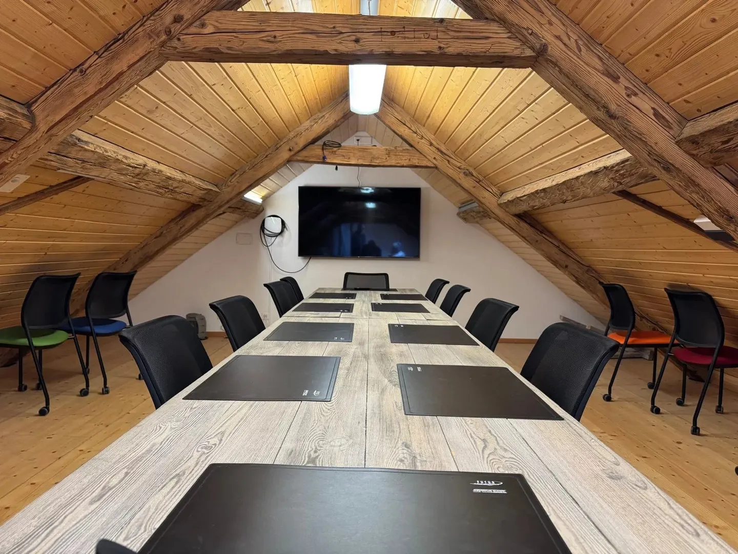 Bureaux modernes meublés - Photo 1 sur 13