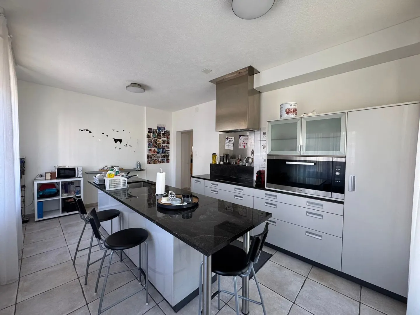 Charming 5.5-Room Apartment - Photo 10 of 13