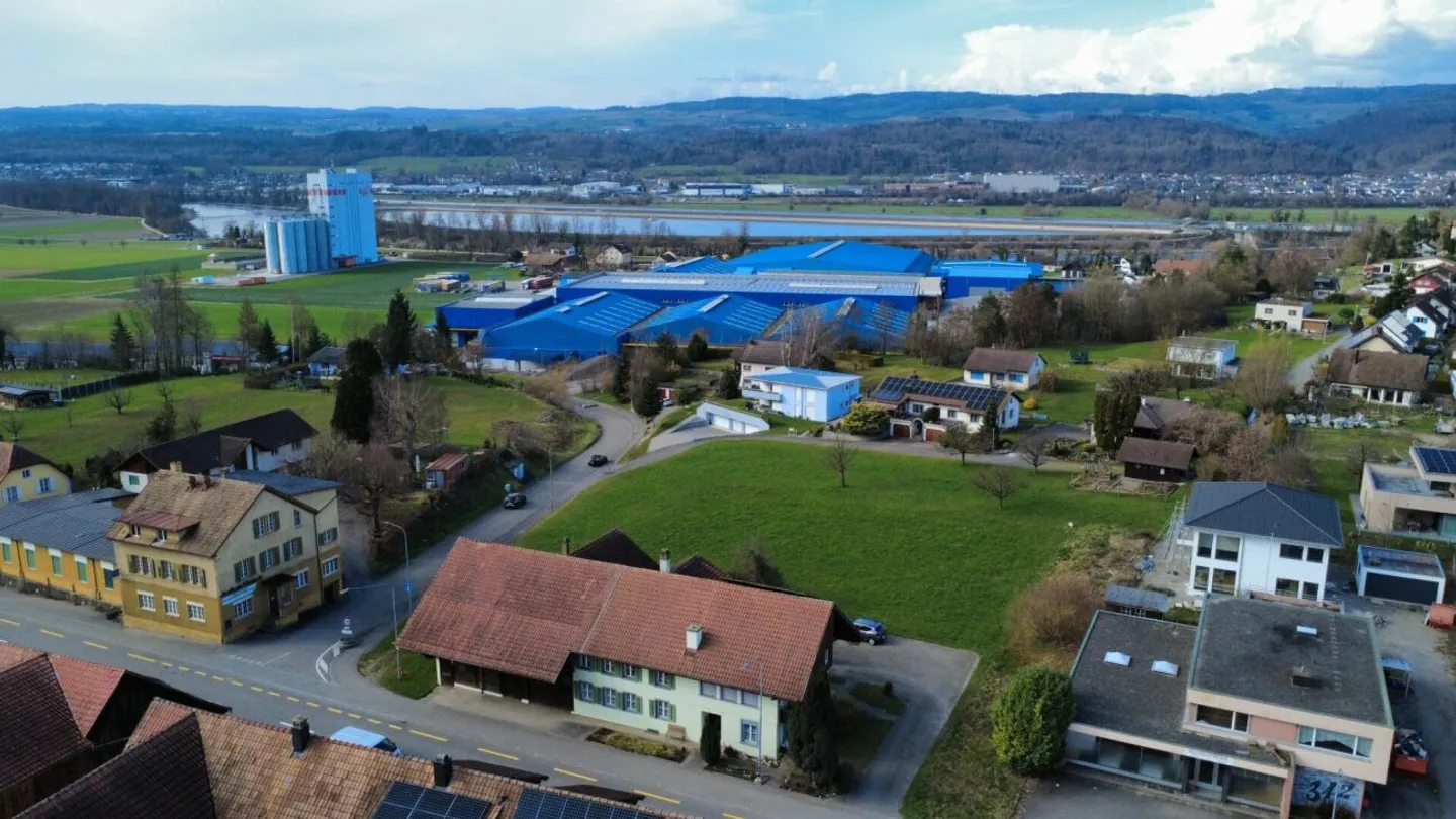 Investors beware: Building land with multi-family house and potential - Photo 5 of 6