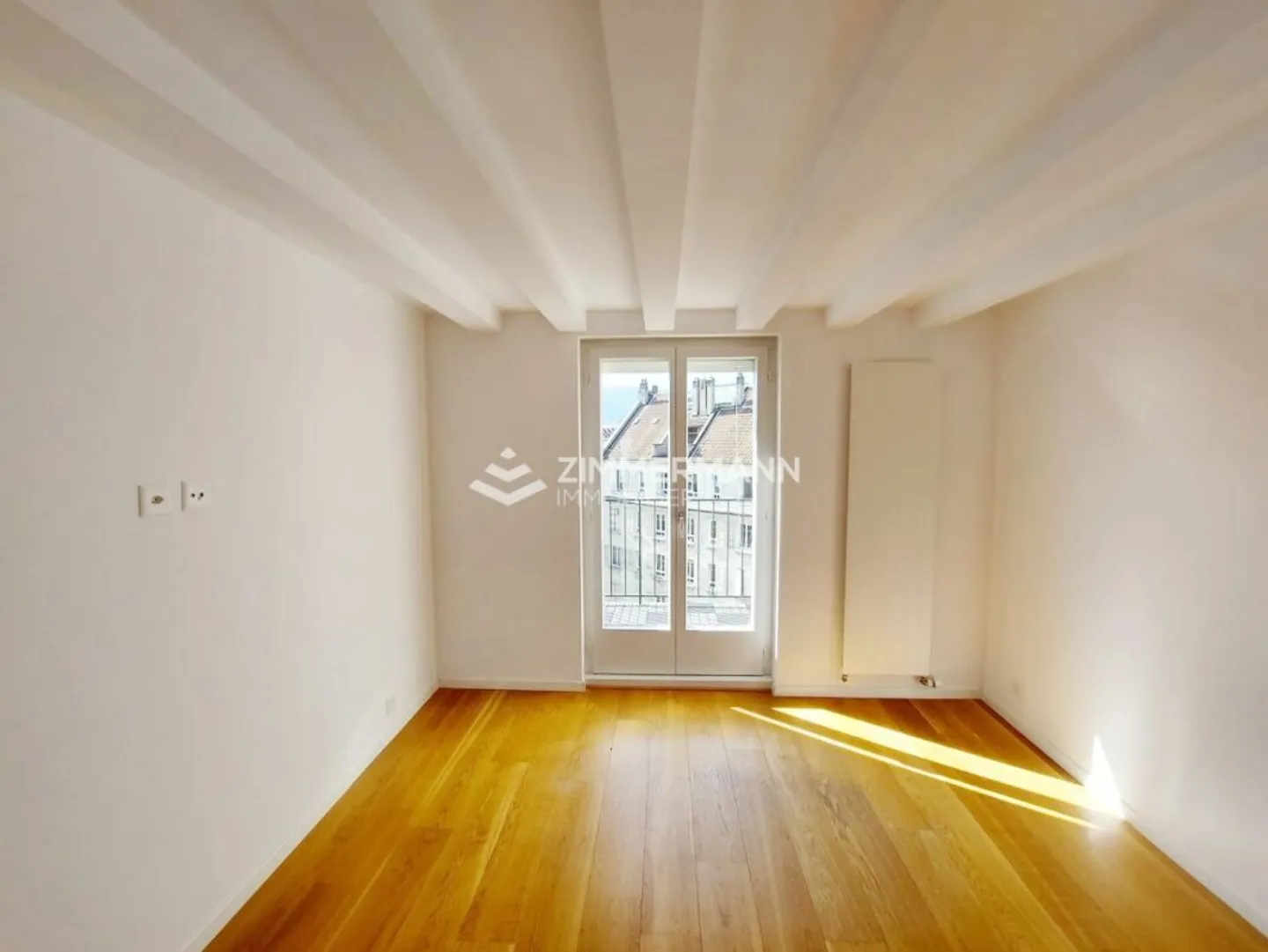 8 rooms with Rooftop - Photo 7 of 13