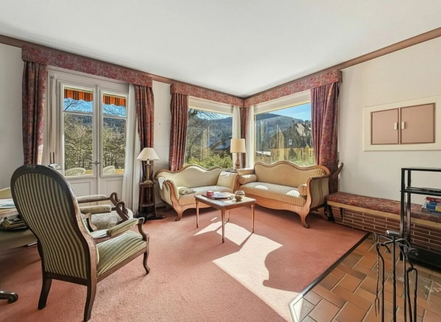 Una bella villa Art Deco su un grande giardino - Foto 11 di 13