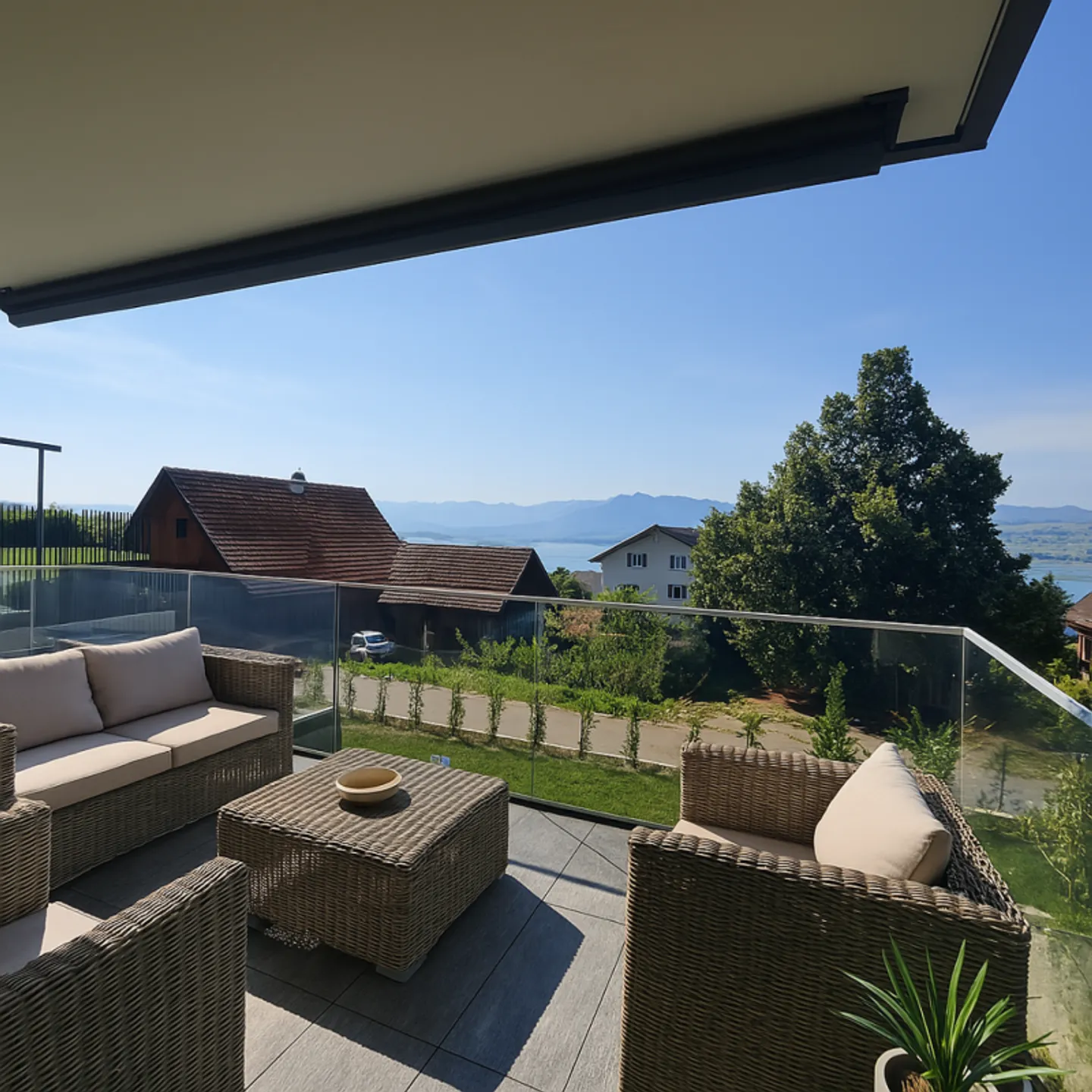 Exklusive Terrassenwohnung mit Aussicht - Foto 1 von 7