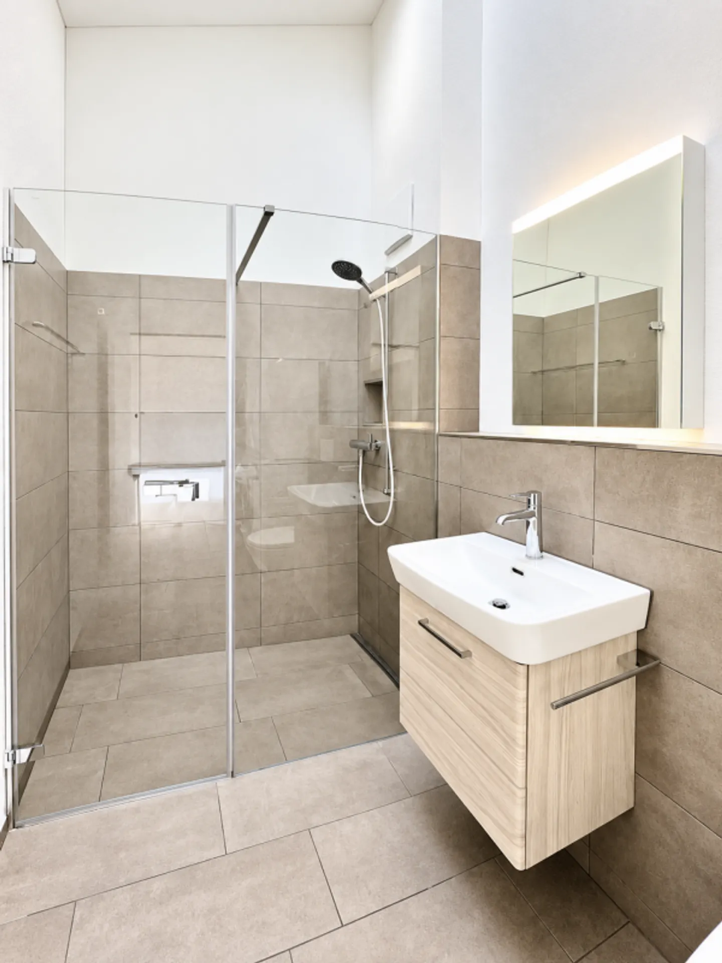 Appartement en attique de 4,5 pièces à Maseltrangen - Photo 5 sur 12