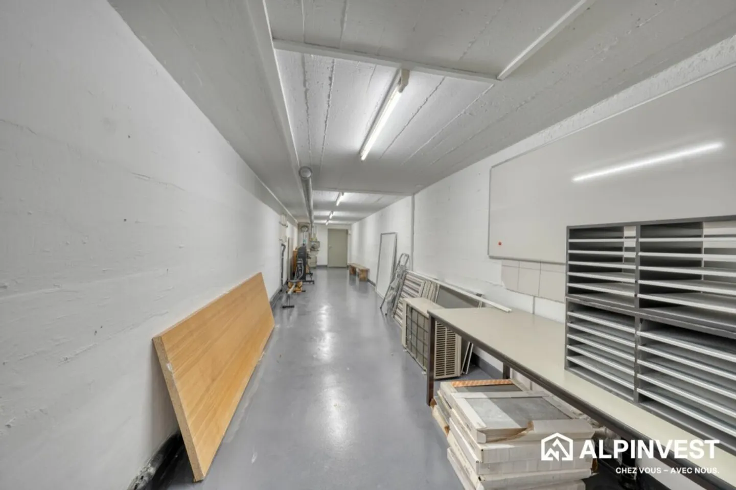 Immeuble Commercial avec Appartement - Photo 9 sur 13