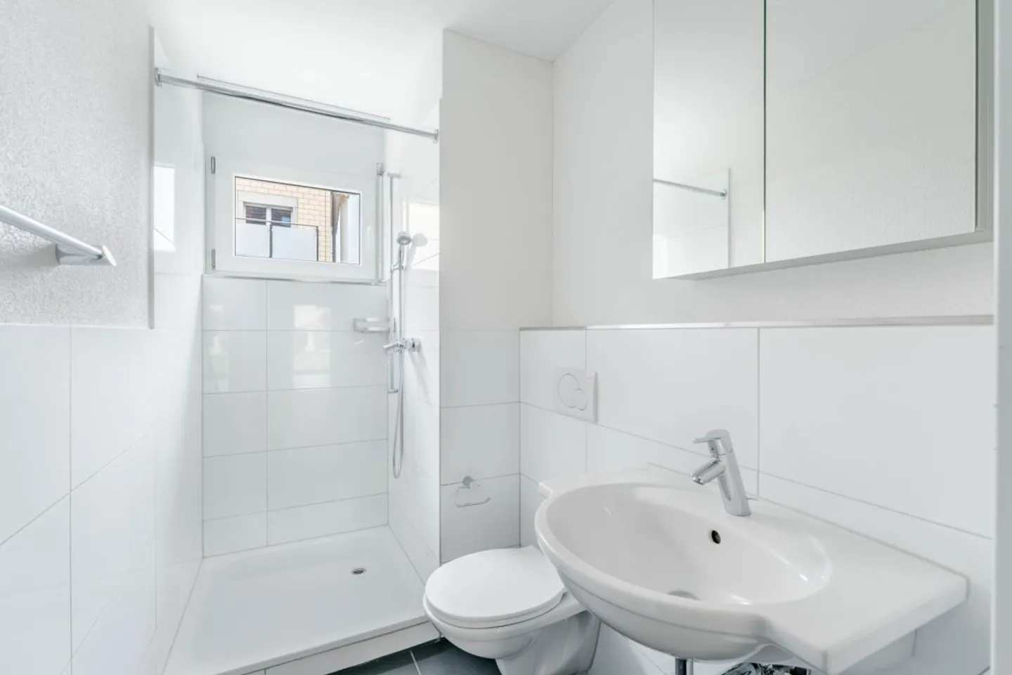 Ampio appartamento 4.5 locali - Foto 6 di 11