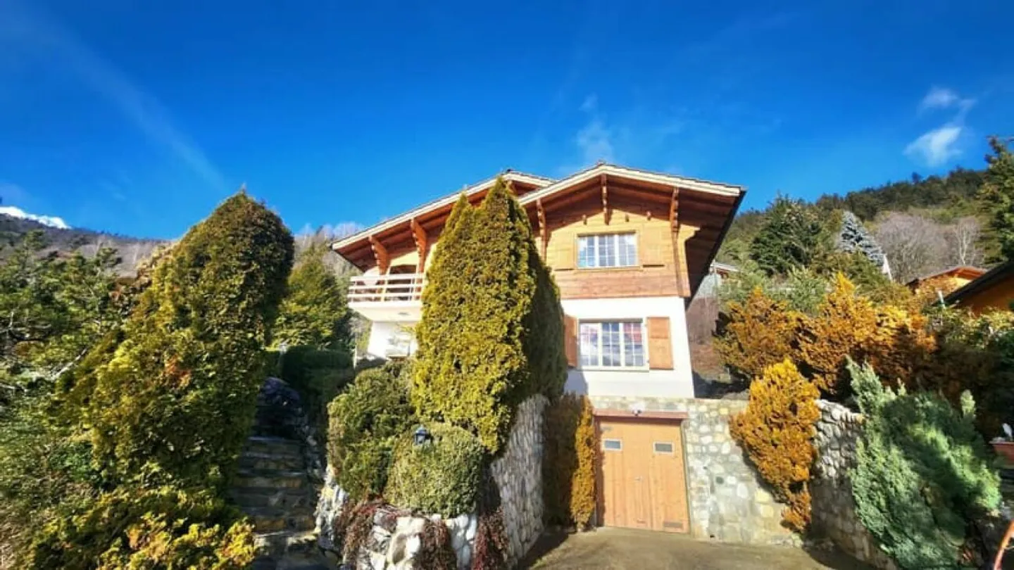 Chalet mit Panoramablick - Foto 1 von 13