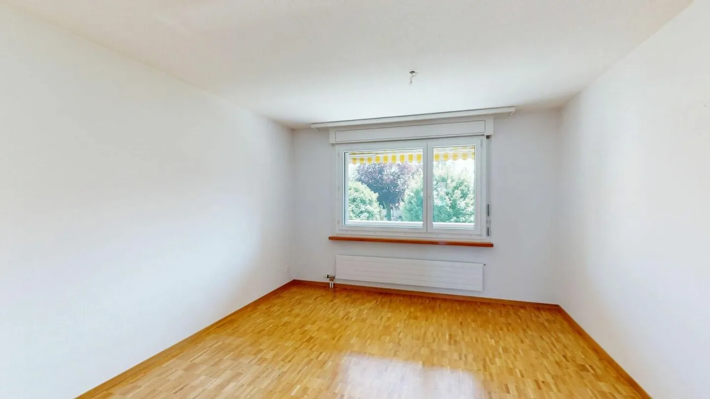 Quiet 3.5 Room Apartment in a Central Location in Zofingen - Photo 8 of 12