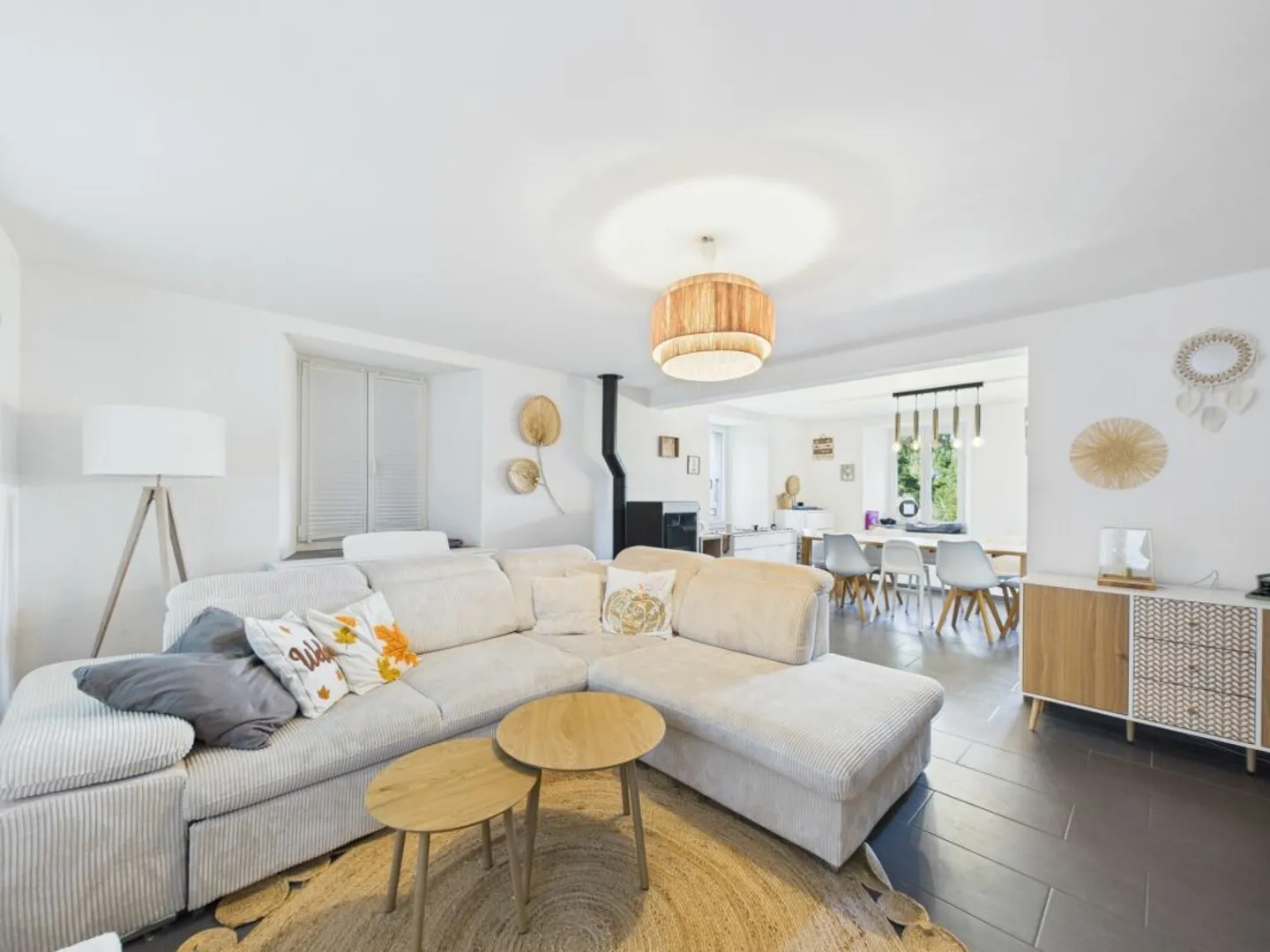 Einfamilienhaus mit 4,5 Zimmern - Foto 2 von 10