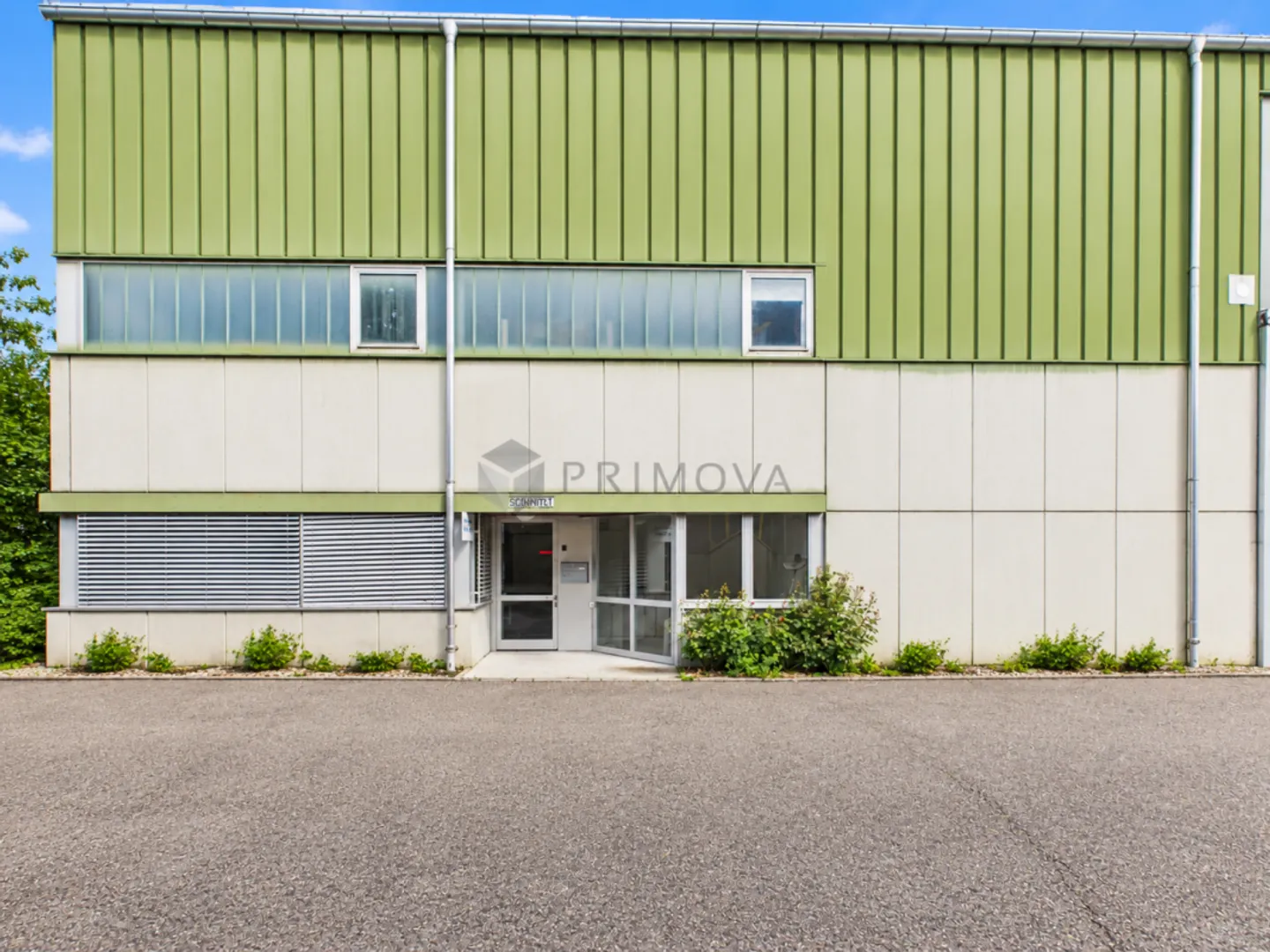 Hall commerciale avec espace pour votre flotte - Photo 8 sur 8