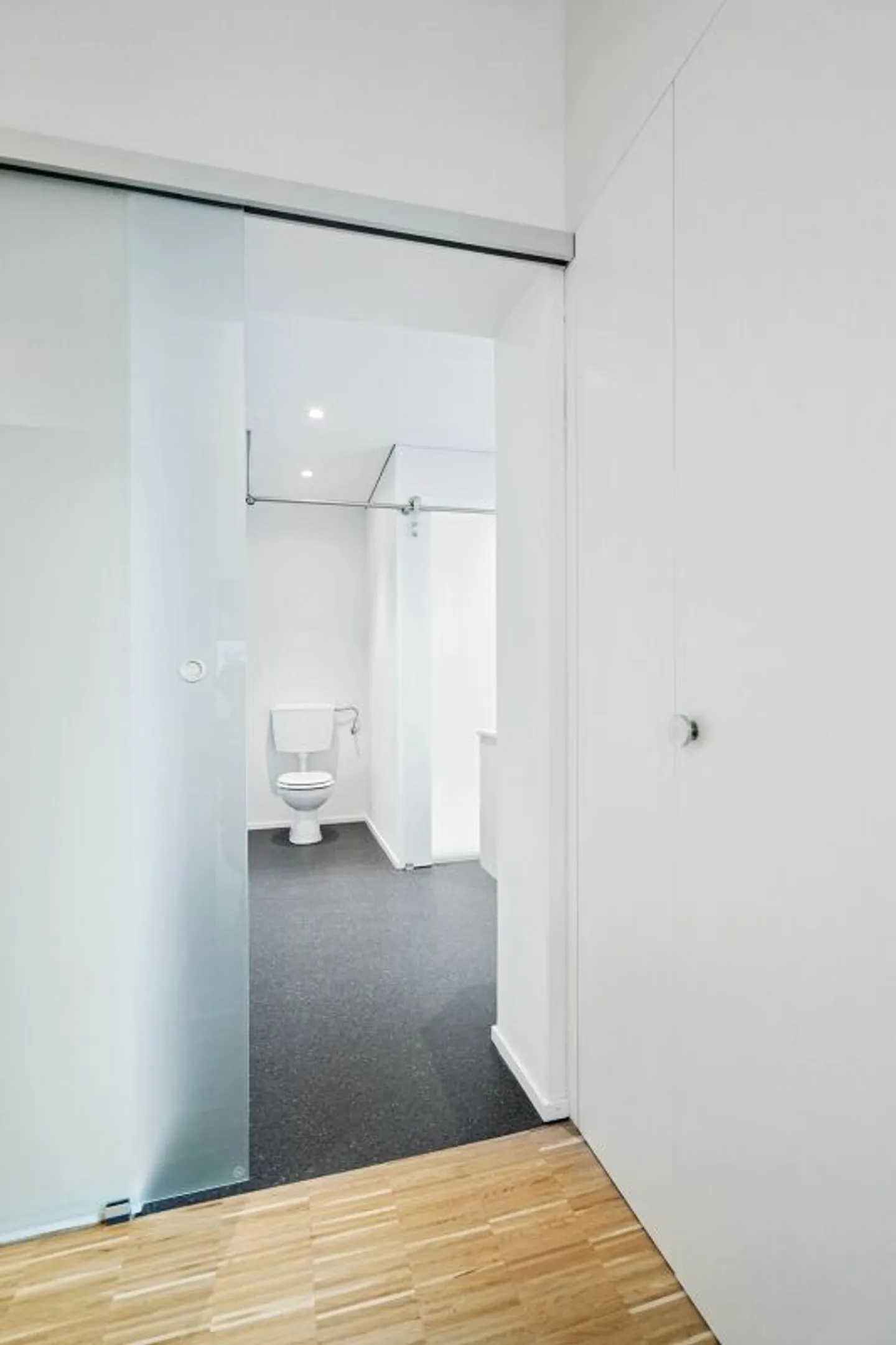 Loft apartment in a central location - Photo 5 of 9