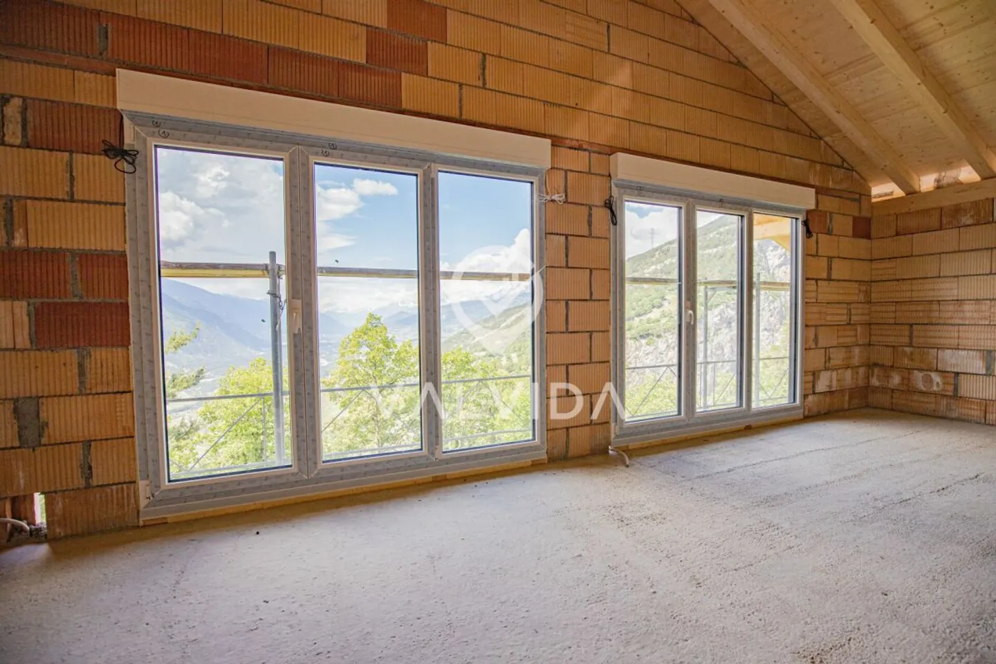 Ihr neues Zuhause inmitten der Natur. Ein Rückzugsort mit Weitblick - Foto 3 von 13