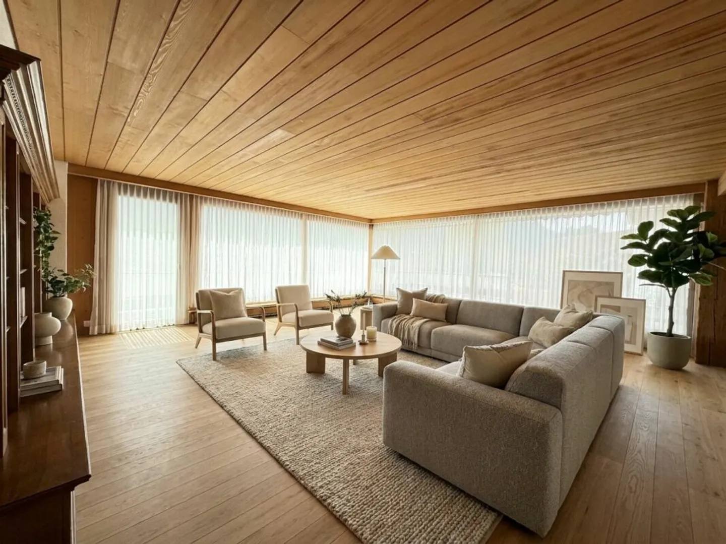Charming Attic Apartment with Terrace - Photo 5 of 13