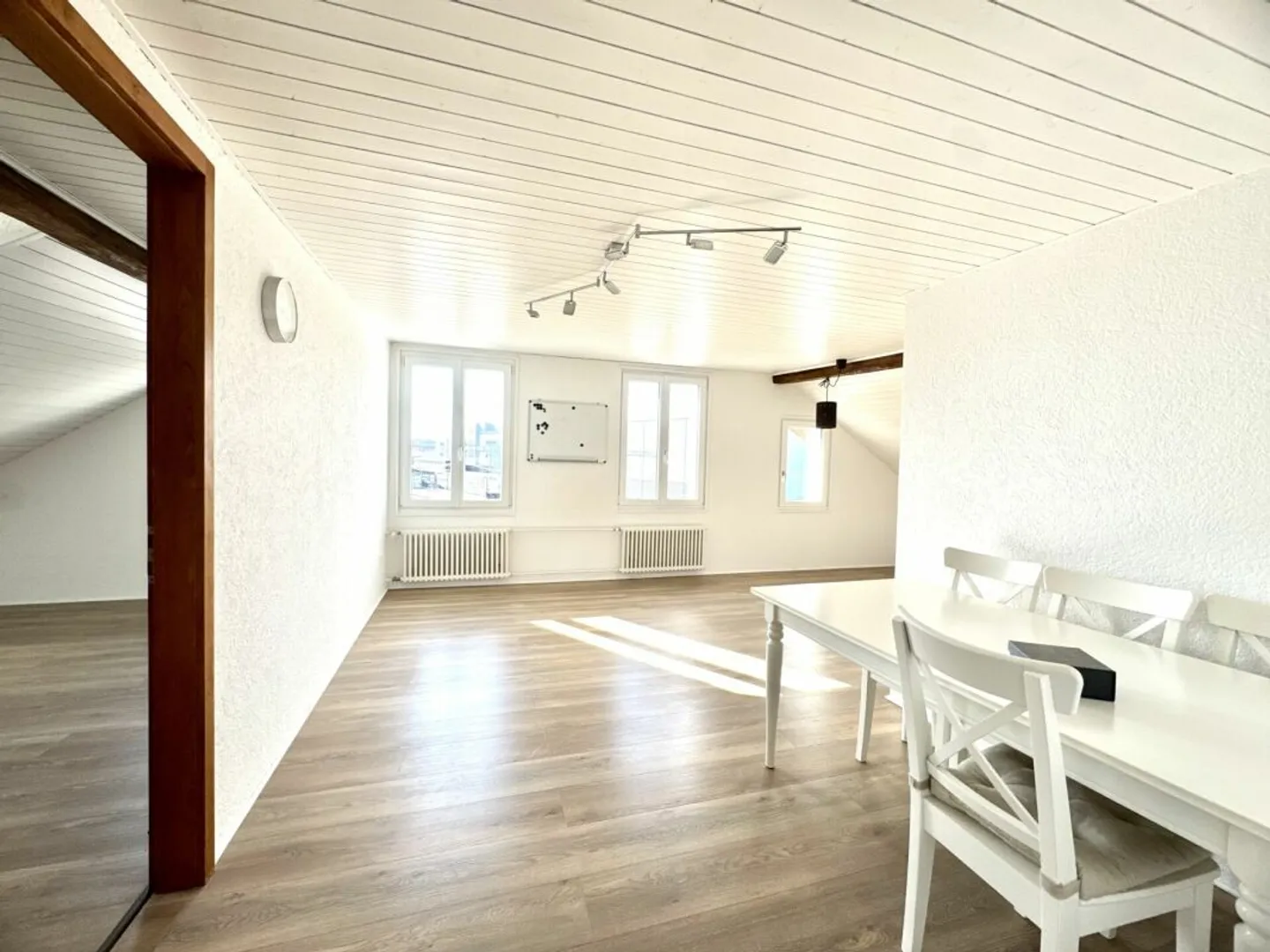 3.5 Room Attic Apartment - Photo 5 of 13