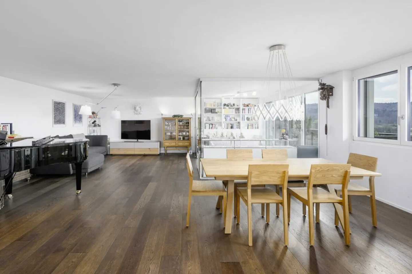 Stilvolles Wohnen auf  höchstem Niveau - Photo 3 of 8