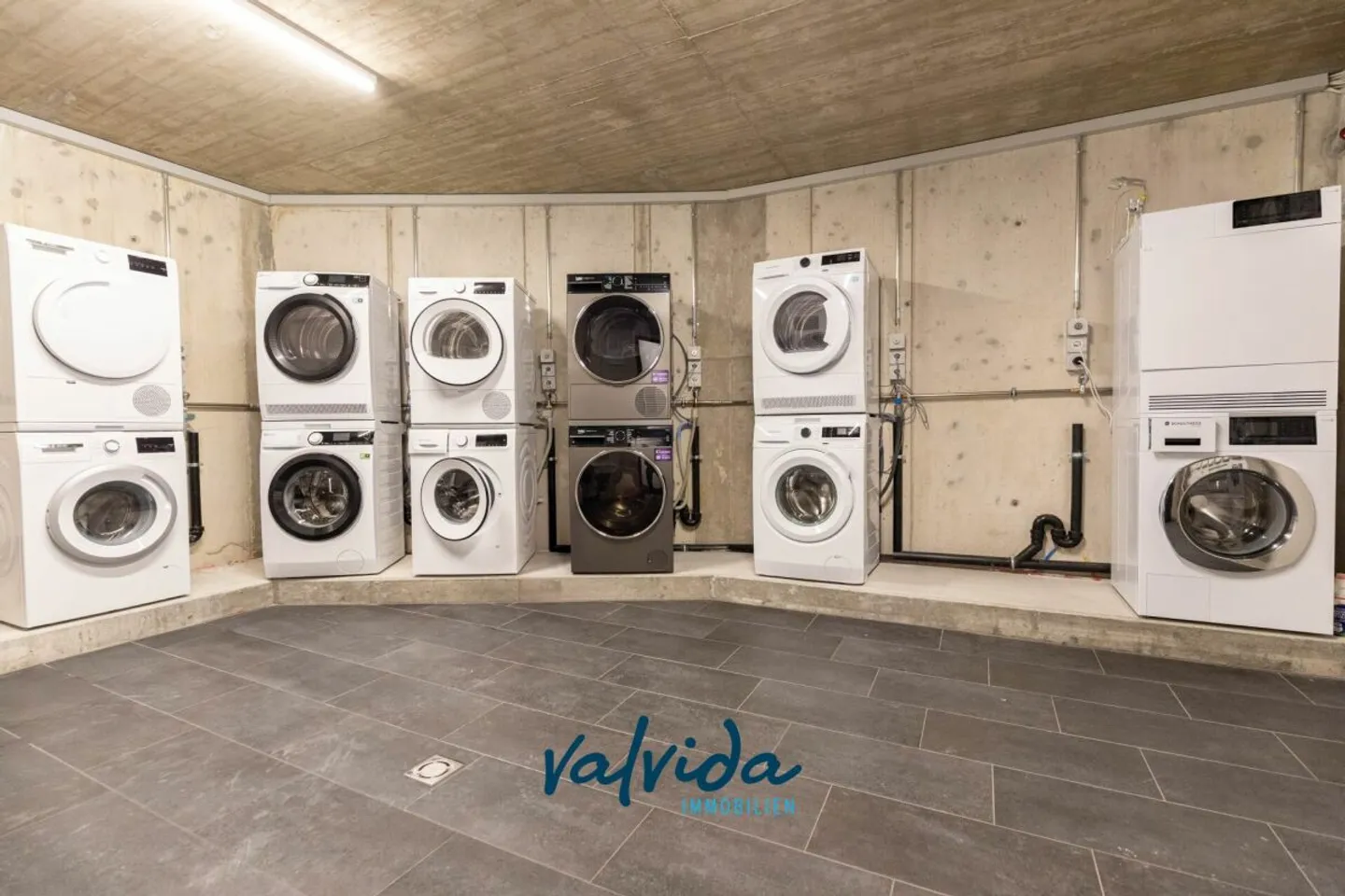 Prime Location in the Ski Resort: 3.5-Room Apartment with Ski-in Comfort - Photo 8 of 10