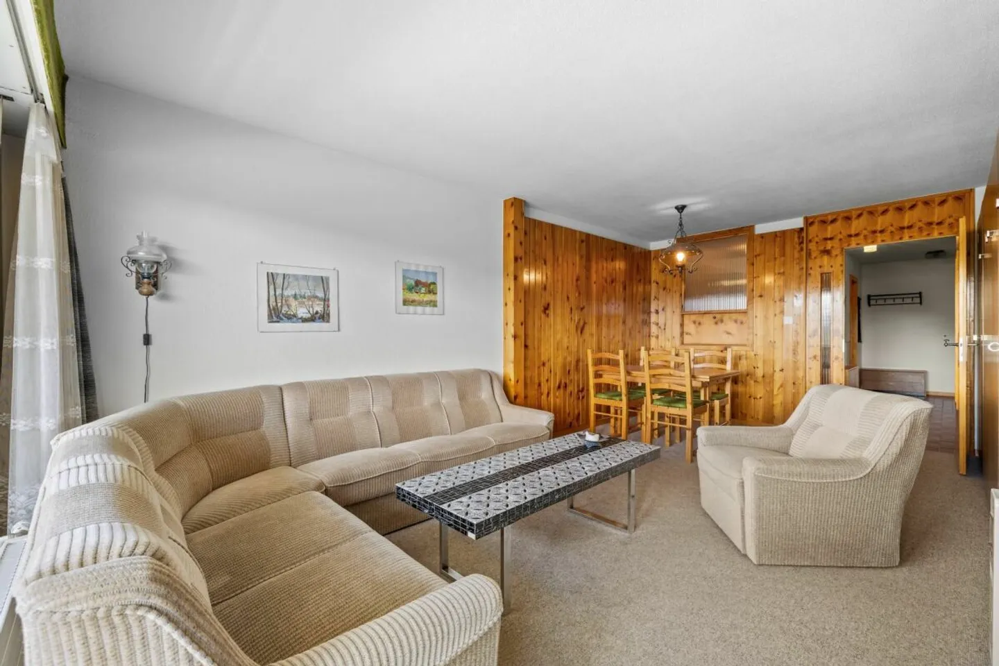 Ski-in/Ski-out Apartment - Photo 1 of 13