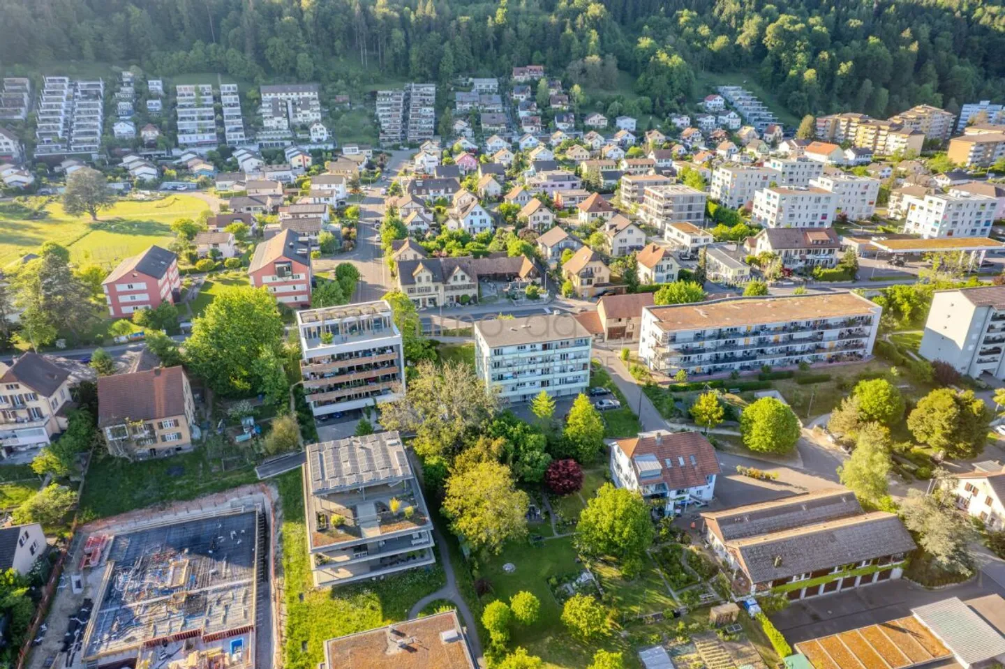 Appartamento 2.5 stanze appena ristrutturato in diritto di costruzione con balcone e posto auto a Brugg - Foto 7 di 7
