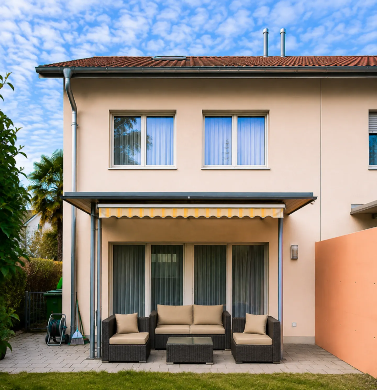 Modernes Doppeleinfamilienhaus mit Garten an bester Lage - Photo 10 sur 13