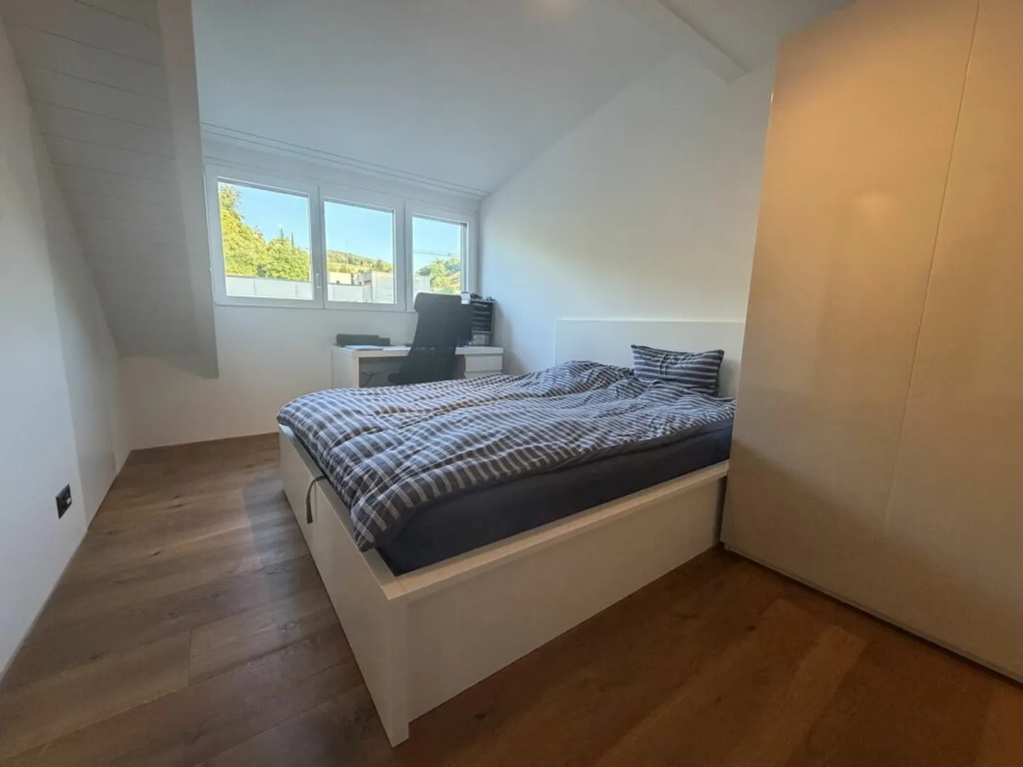 Stilvolle 2.5-Zimmerwohnung in Hölstein - hochwertig, ruhig und bezugsbereit - Photo 10 of 13
