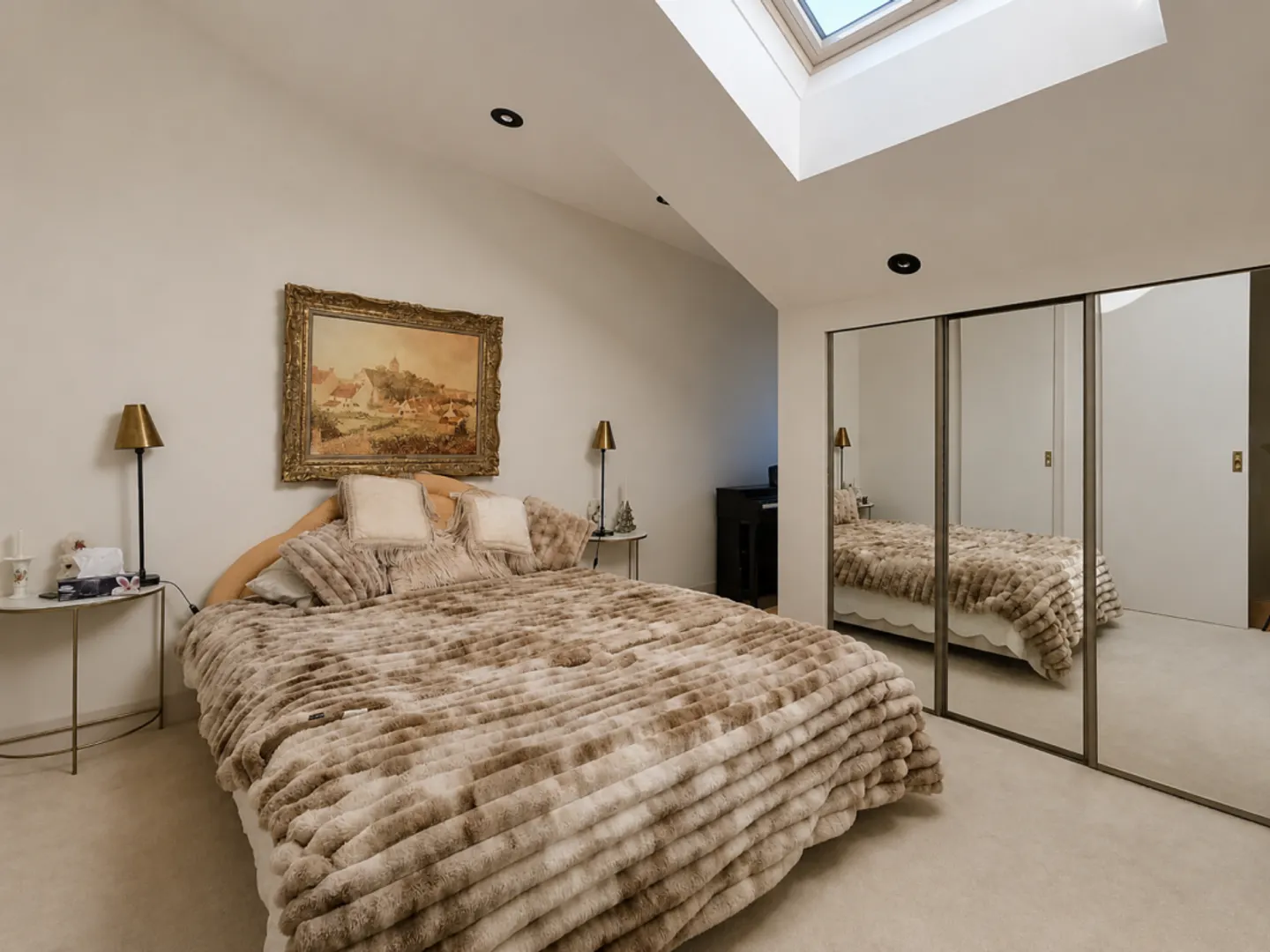 Magnificent penthouse apartment - Photo 11 of 13