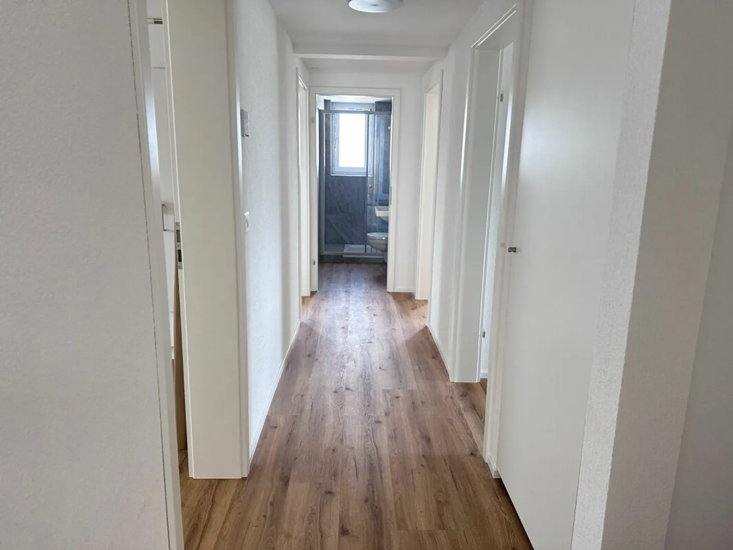 Appartement 4.5 pièces en emplacement central - Photo 2 sur 10
