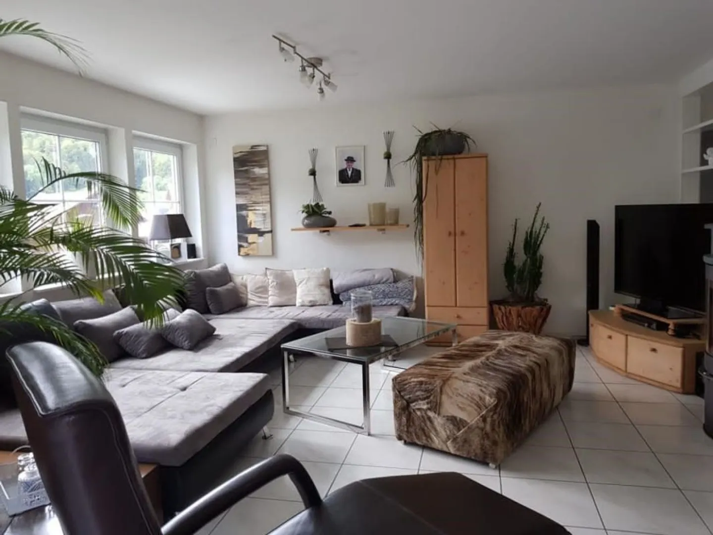 Moderne und grosszügige 3.5-Zi-Gartenwohnung mit Garage - Foto 6 von 13