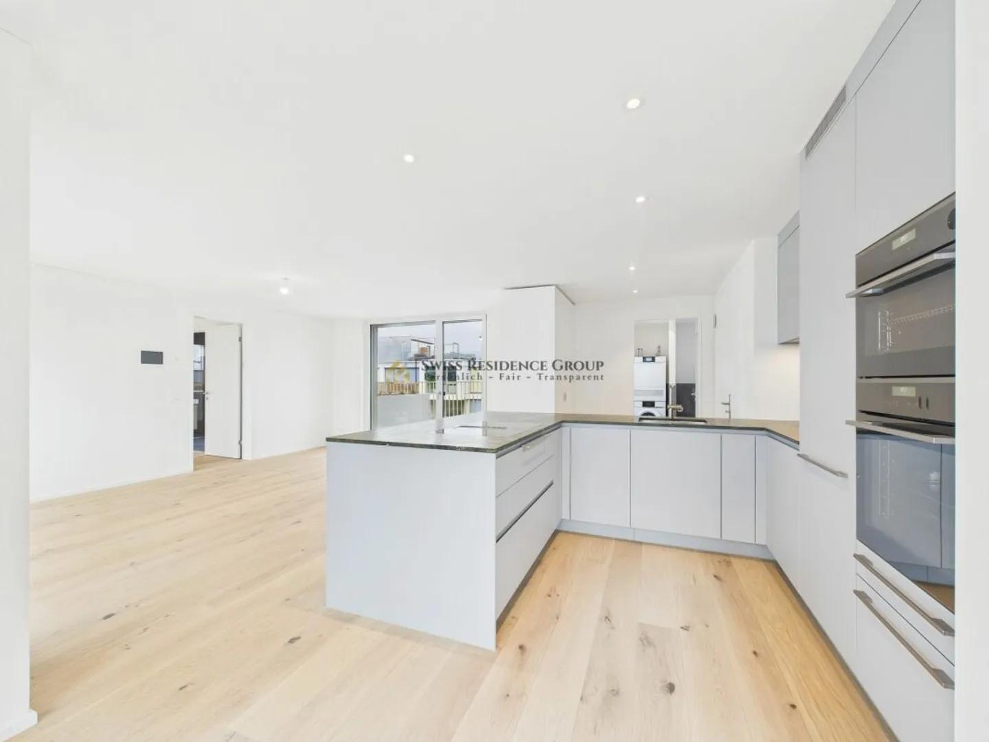 Exclusive Penthouse Apartment in Zurich Albisrieden - First Rental - Photo 3 of 13