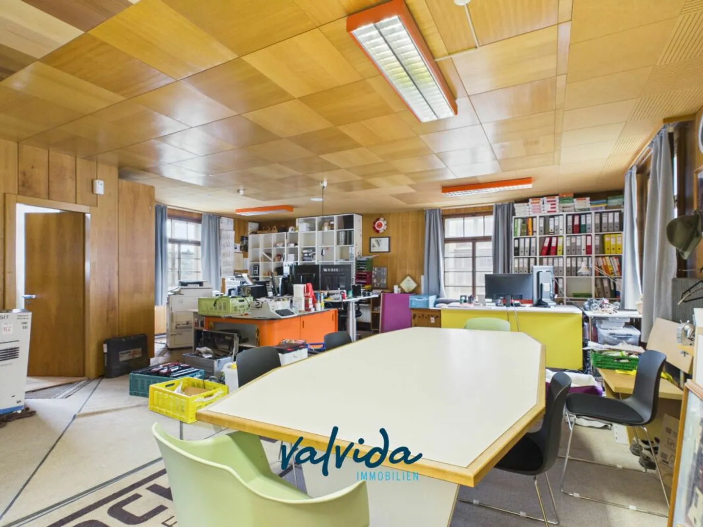 Interessante spazio commerciale con usi versatili - Foto 6 di 10