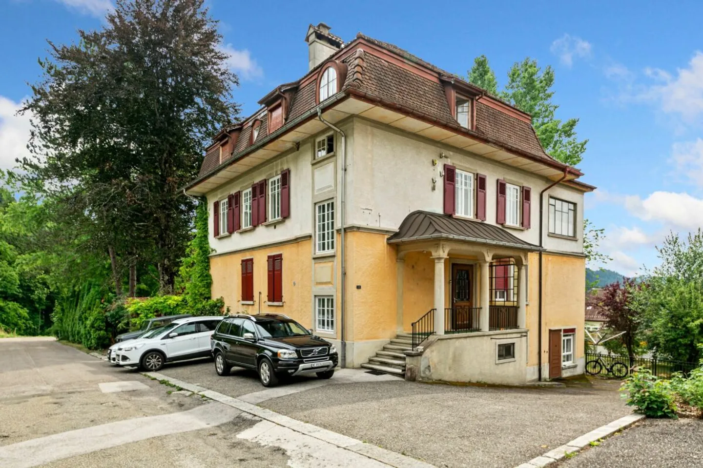 Casa padronale con 4 appartamenti e piscina - Foto 5 di 13